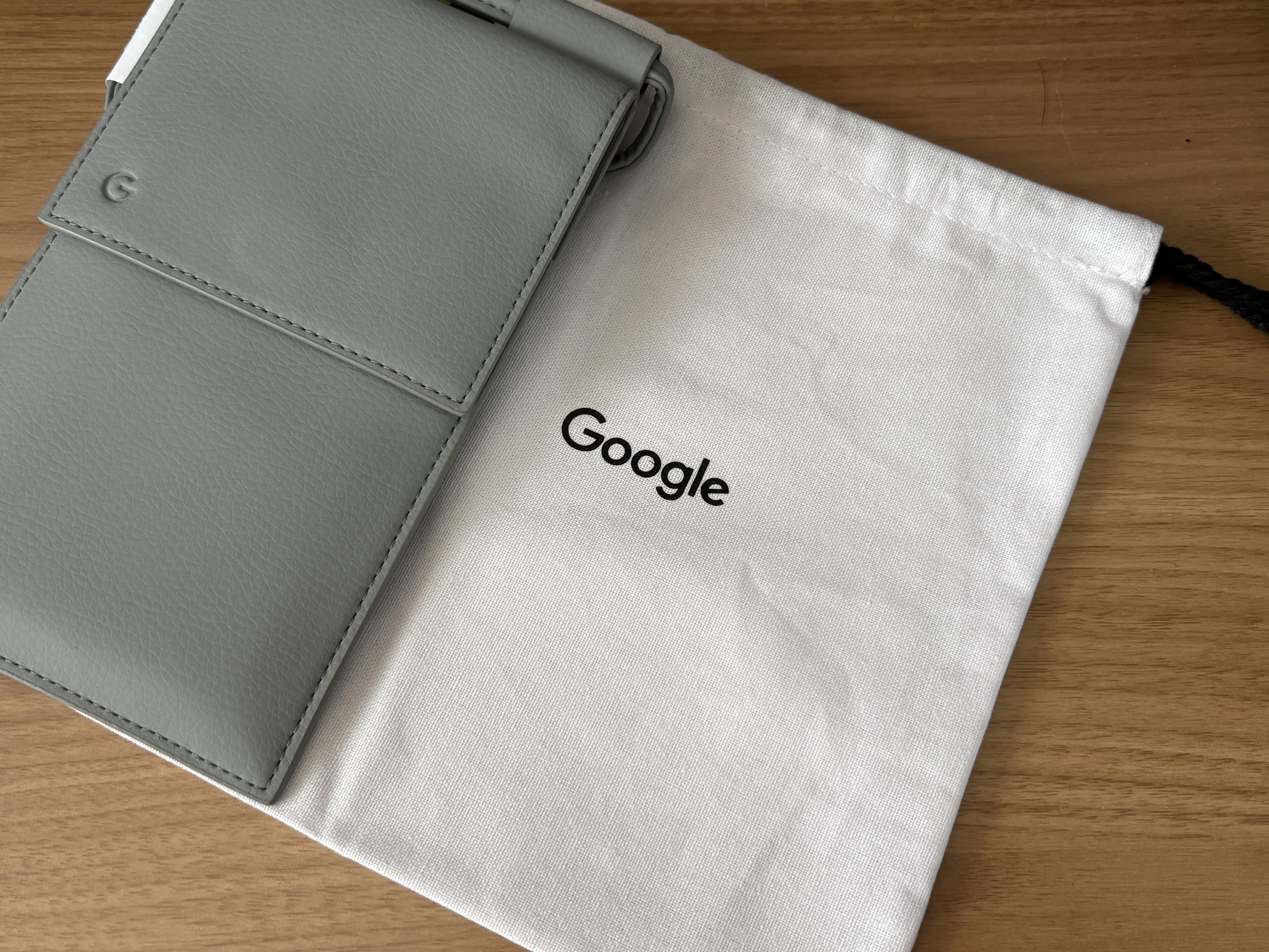 フリマで買ったGoogle Pixel 8非売品ポーチをPixel 10aで蘇らせた