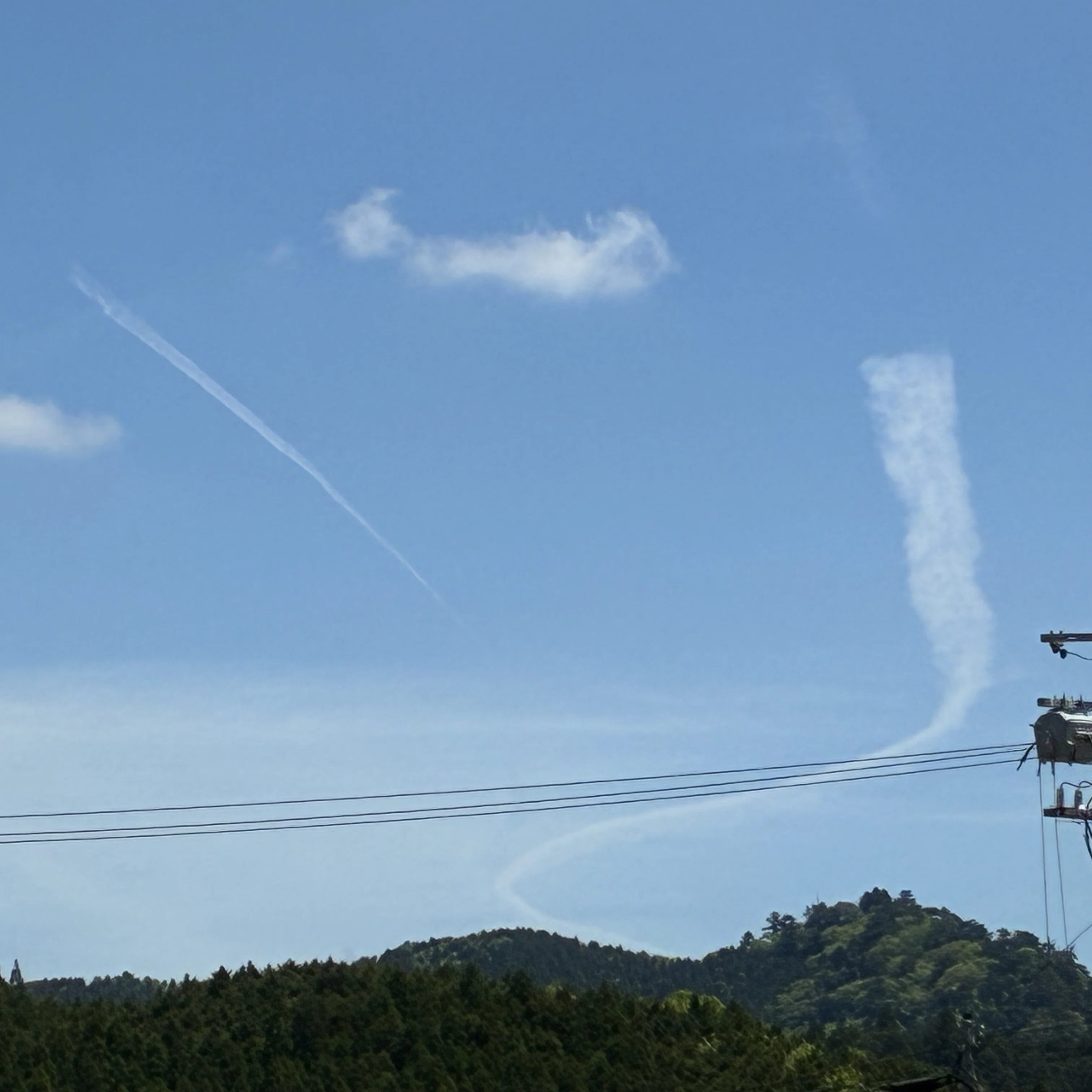 一旦木綿の様な雲が出ていました😄｜高野山法徳堂/空海と高野山の魅力