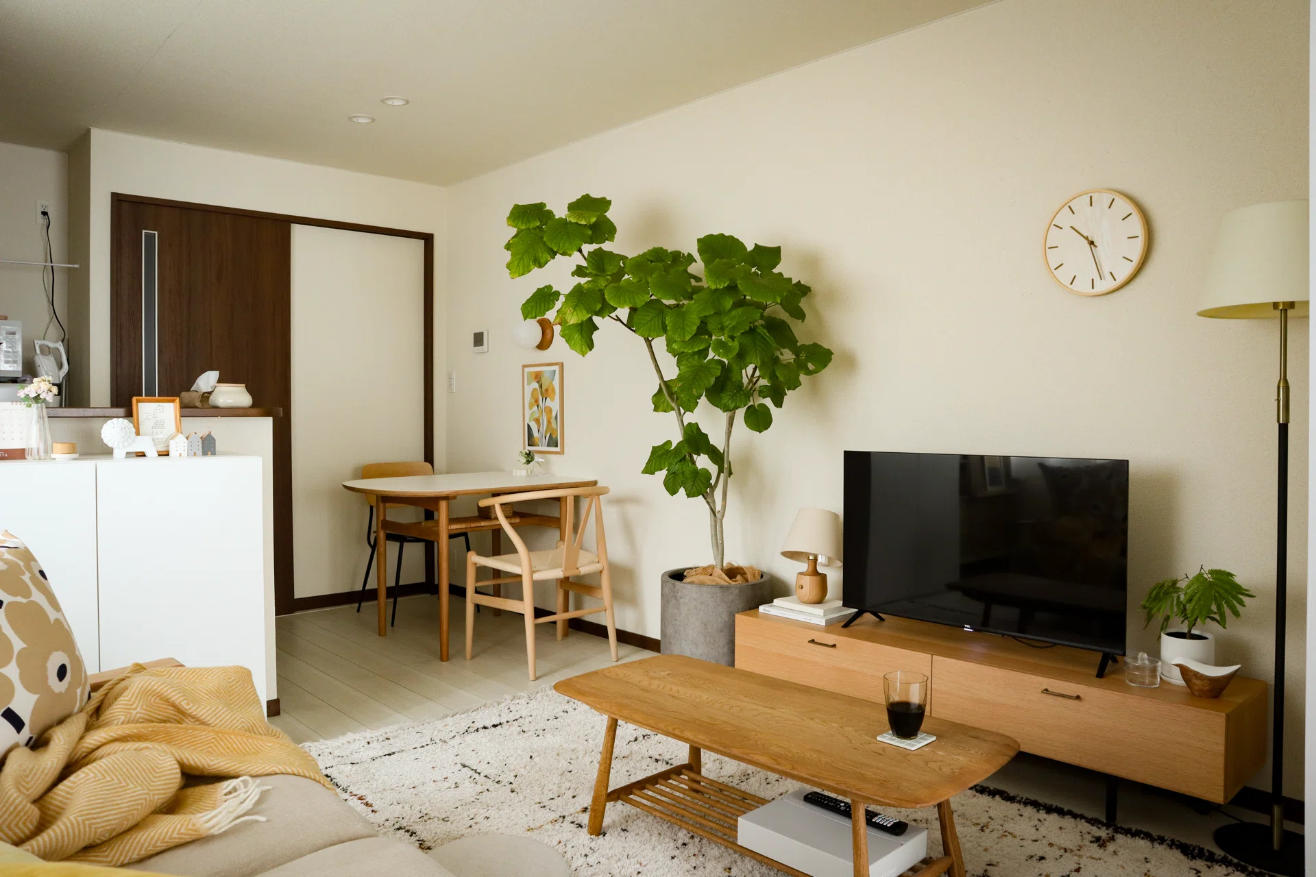 普段のお部屋は、もっと散らかっています。｜むささび｜インテリア好き