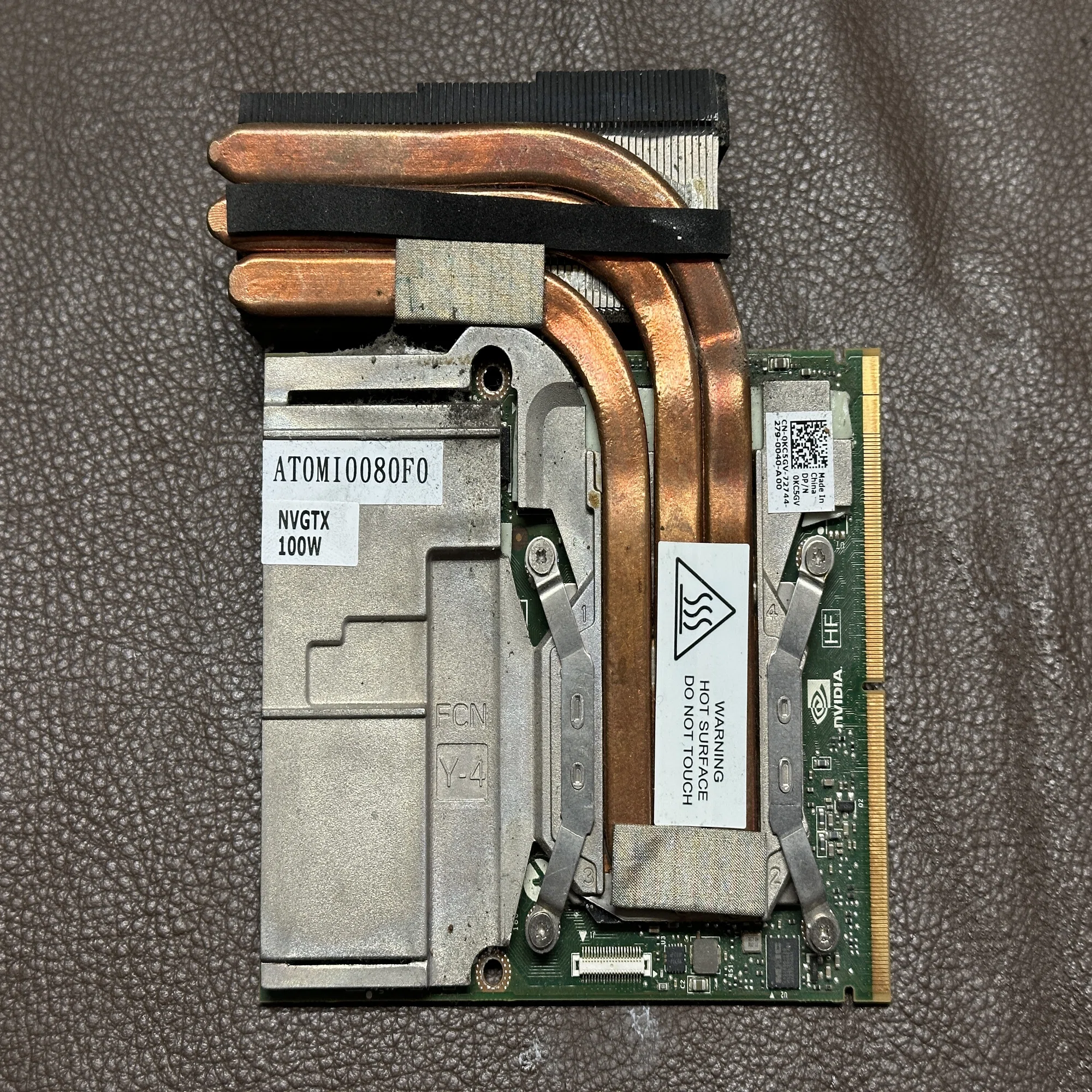 DELL Alienware M18x R2 ACアダプタを挿すとLEDが消える | パソコン 