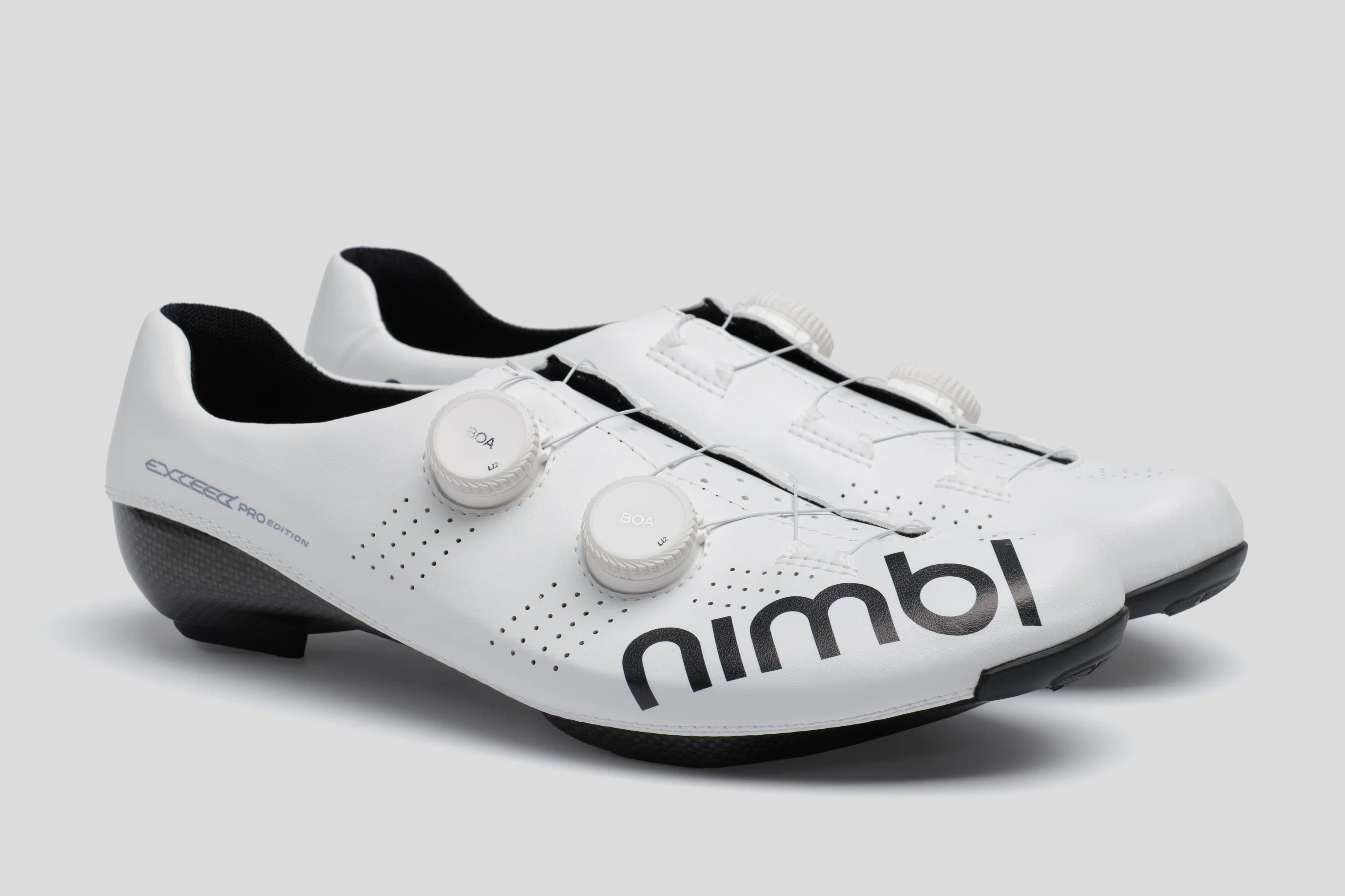 プレミアムシューズブランド「Nimbl」を詳しく掘り下げる。｜TRISPORTS