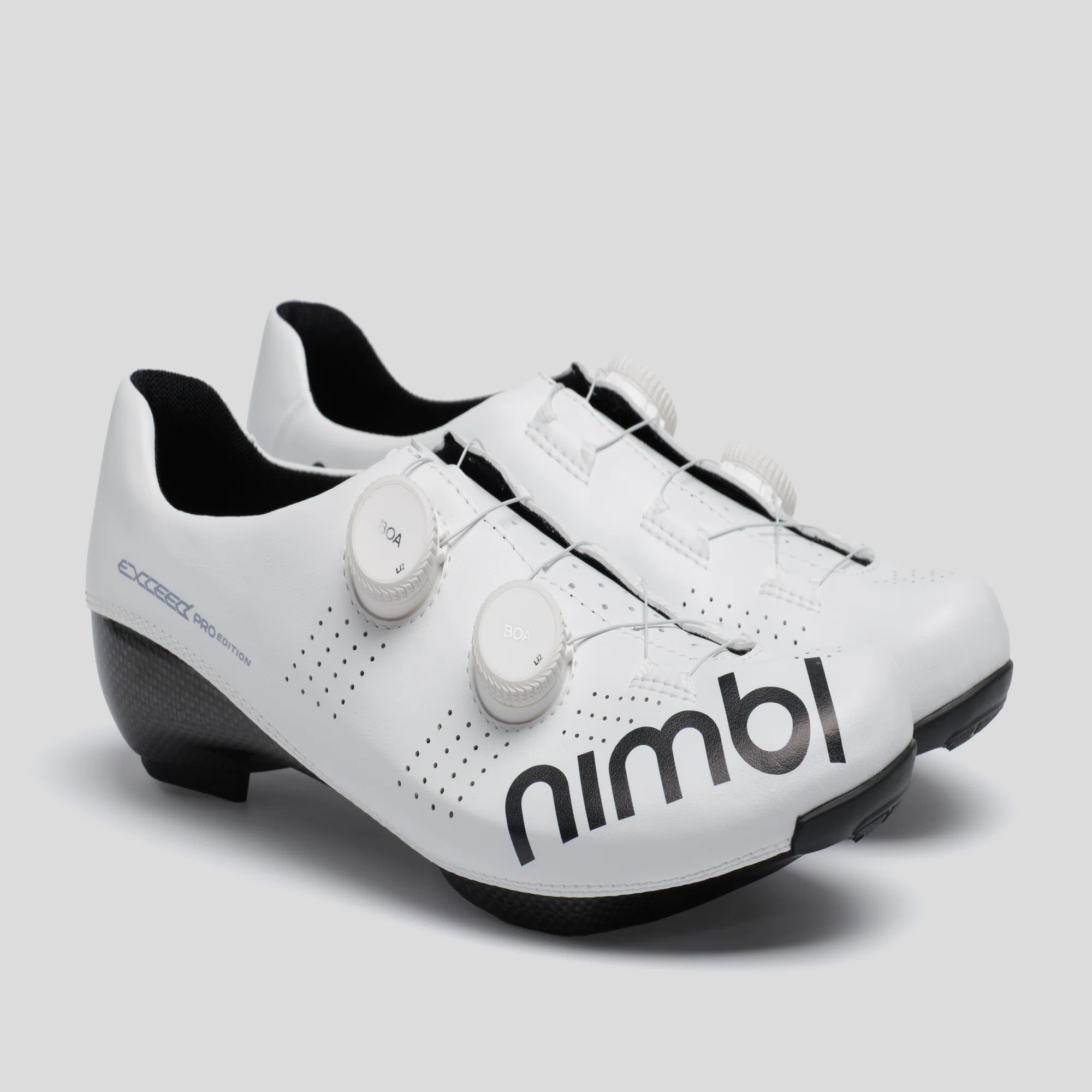 プレミアムシューズブランド「Nimbl」を詳しく掘り下げる。｜TRISPORTS