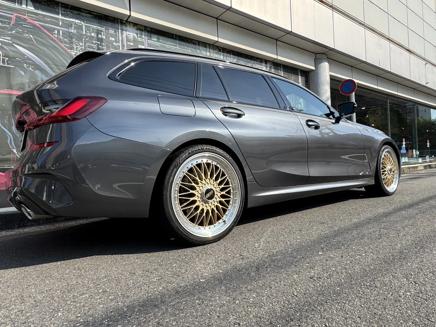 ヨコハマタイヤ・ADVAN Sport V107｜Studie AG 相澤康弘