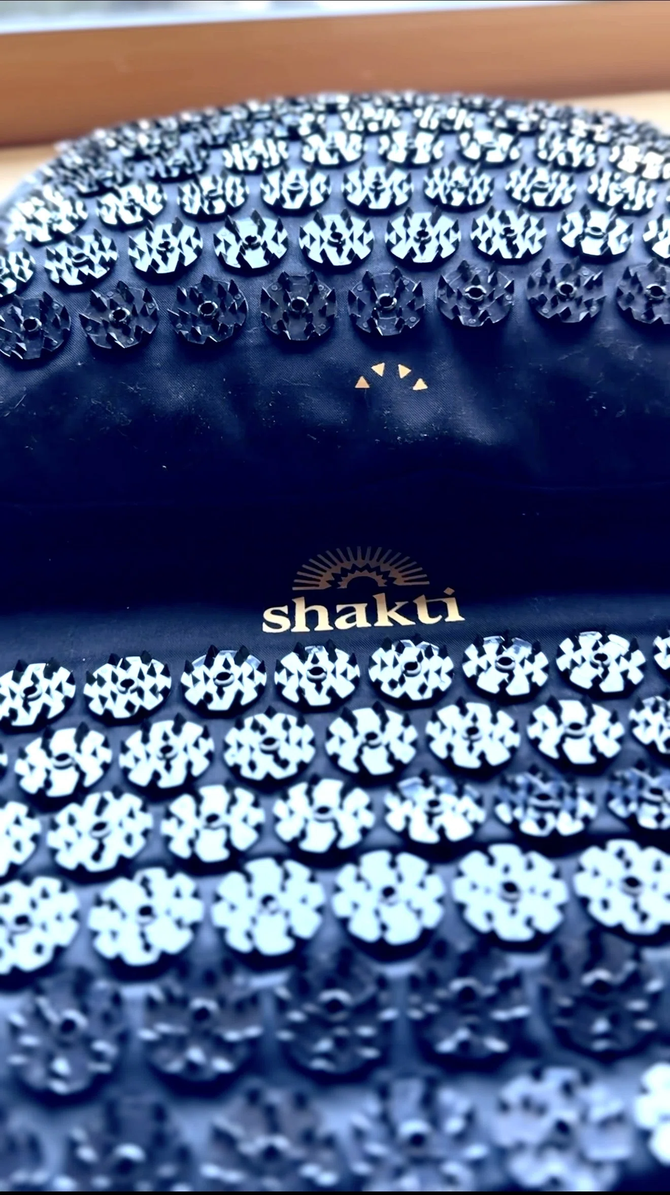 シャクティマットのプレミアムを正直レビュー｜クラシックとの違いと