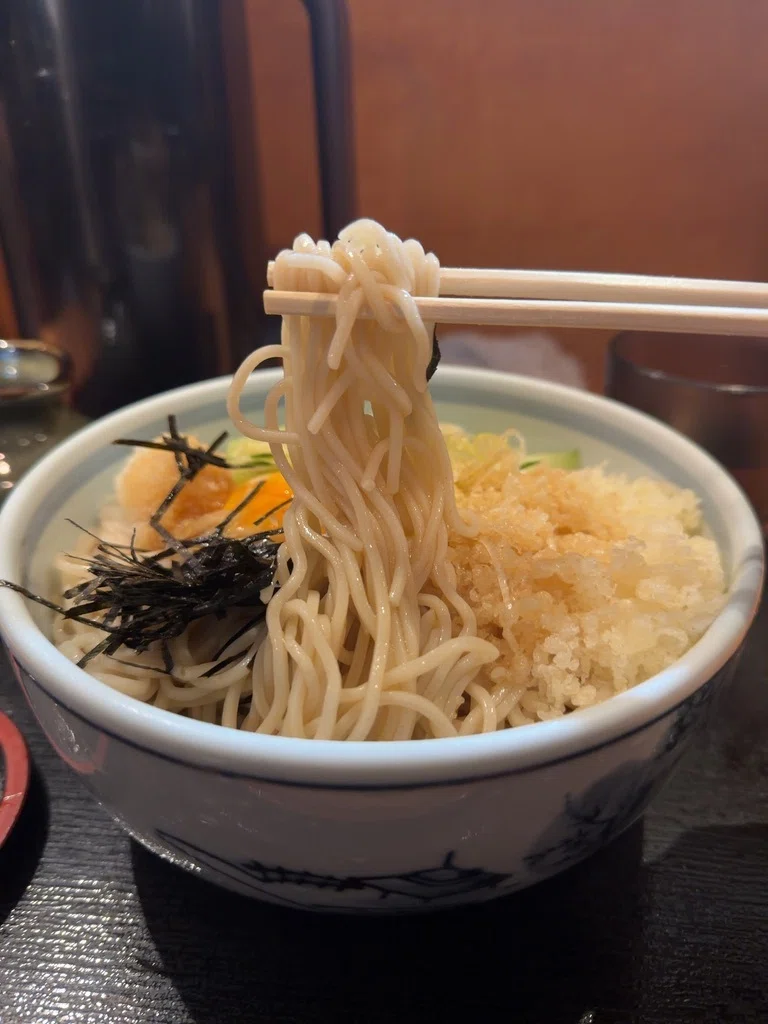 人生最期の食事を求めて】さっぽろ蕎麦紀行（中）〜列と卓に浮かぶ人間