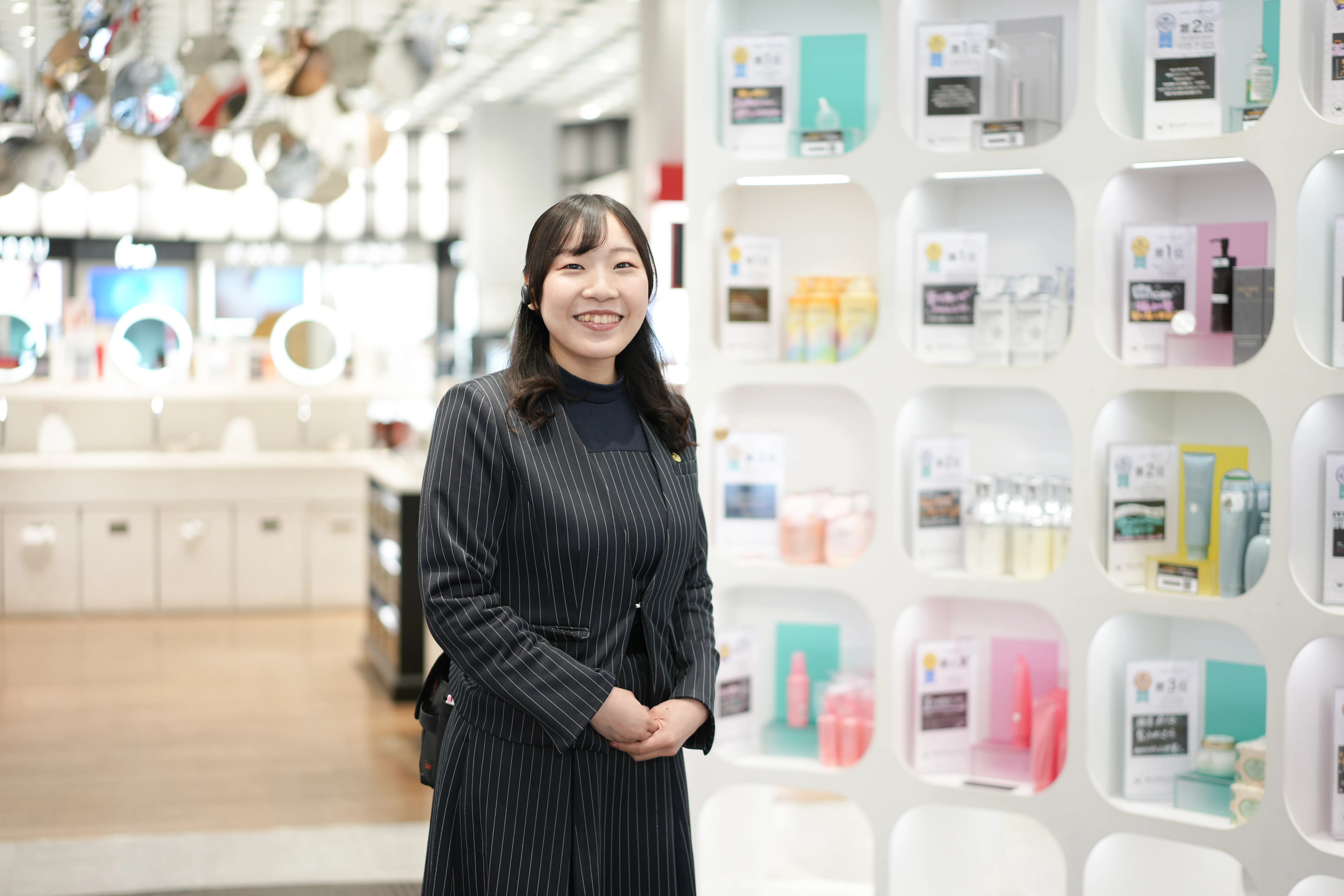 旅の目的地」をプロとして支える。@cosme TOKYOの店長が語る、フラッグ