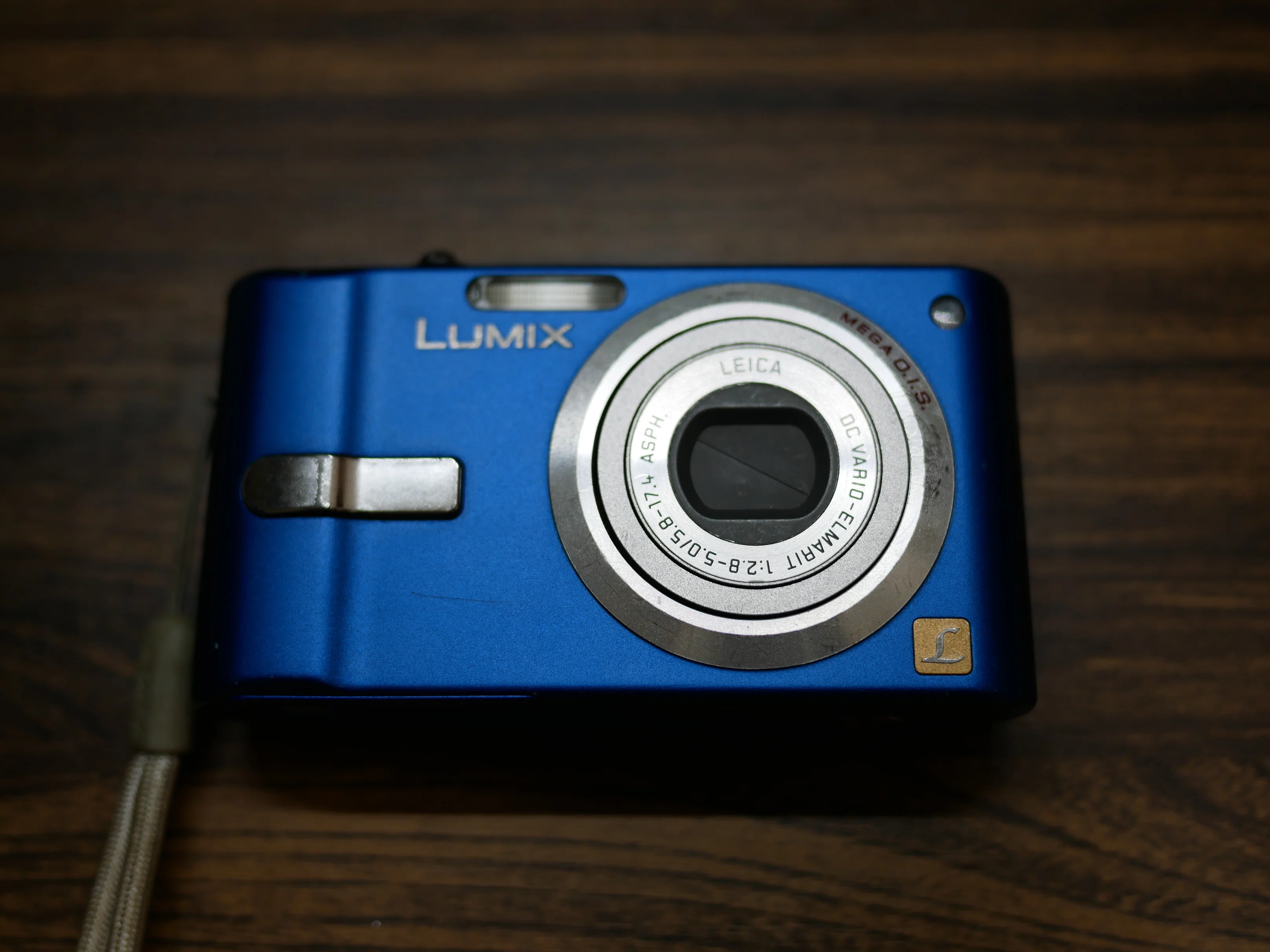 LUMIX FS1の分解清掃｜アジフライ