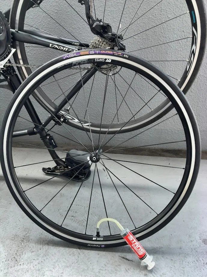 リムブレーキホイールDT SWISS P1800 SPLINE®をチューブレス化する②