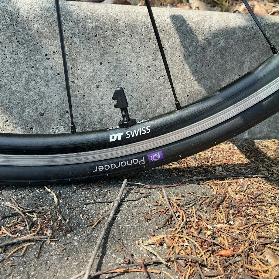 リムブレーキホイールDT SWISS P1800 SPLINE®をチューブレス化する②