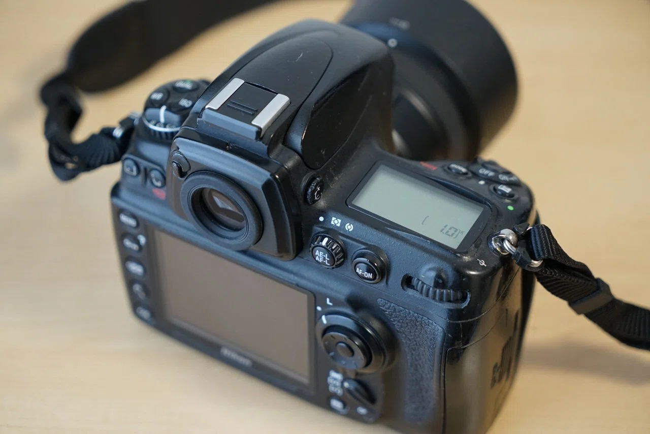 はじめまして、Nikon D700｜筑波希世
