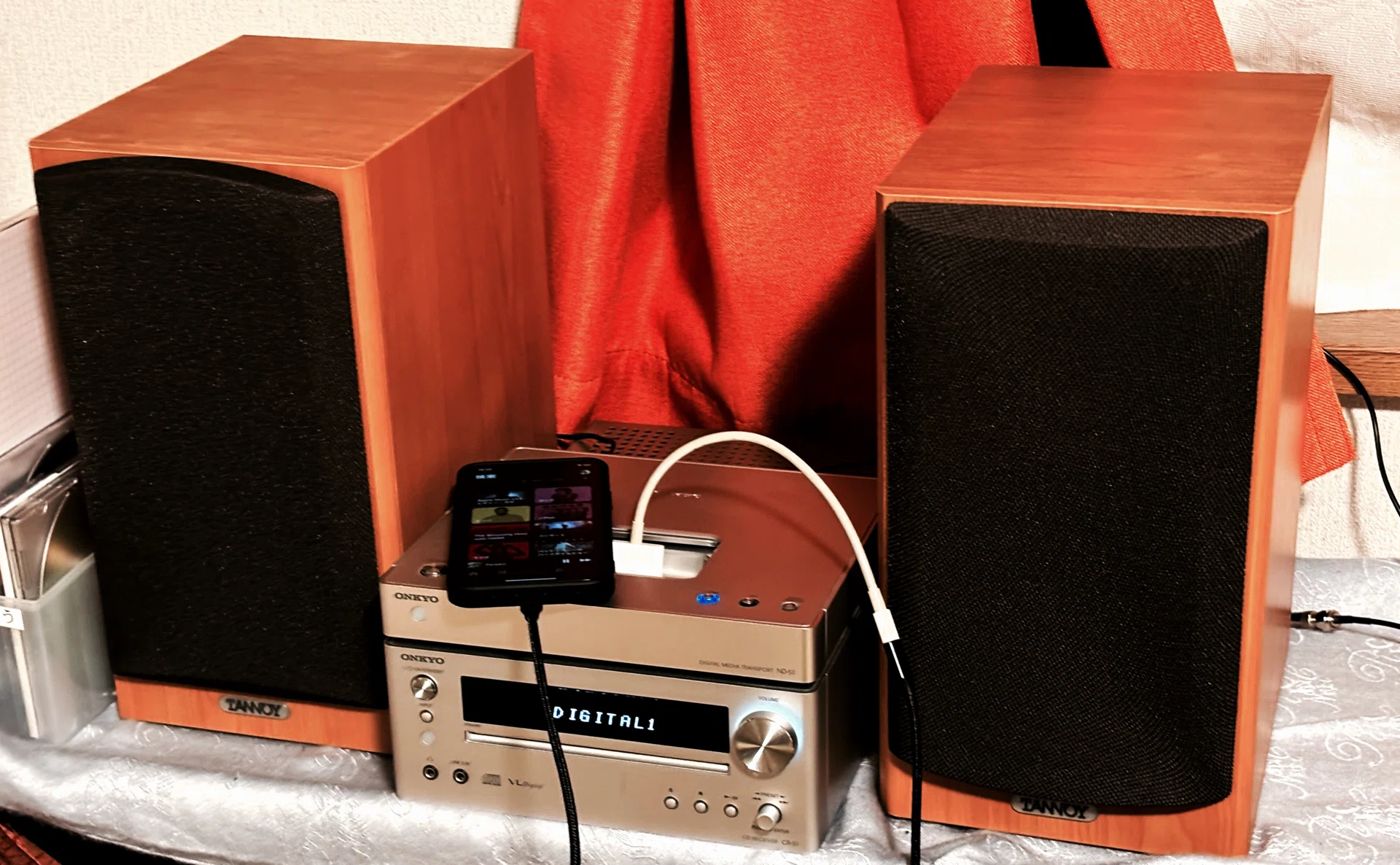 1m数百円のケーブルとTANNOYで組む、子ども部屋ストリーミング