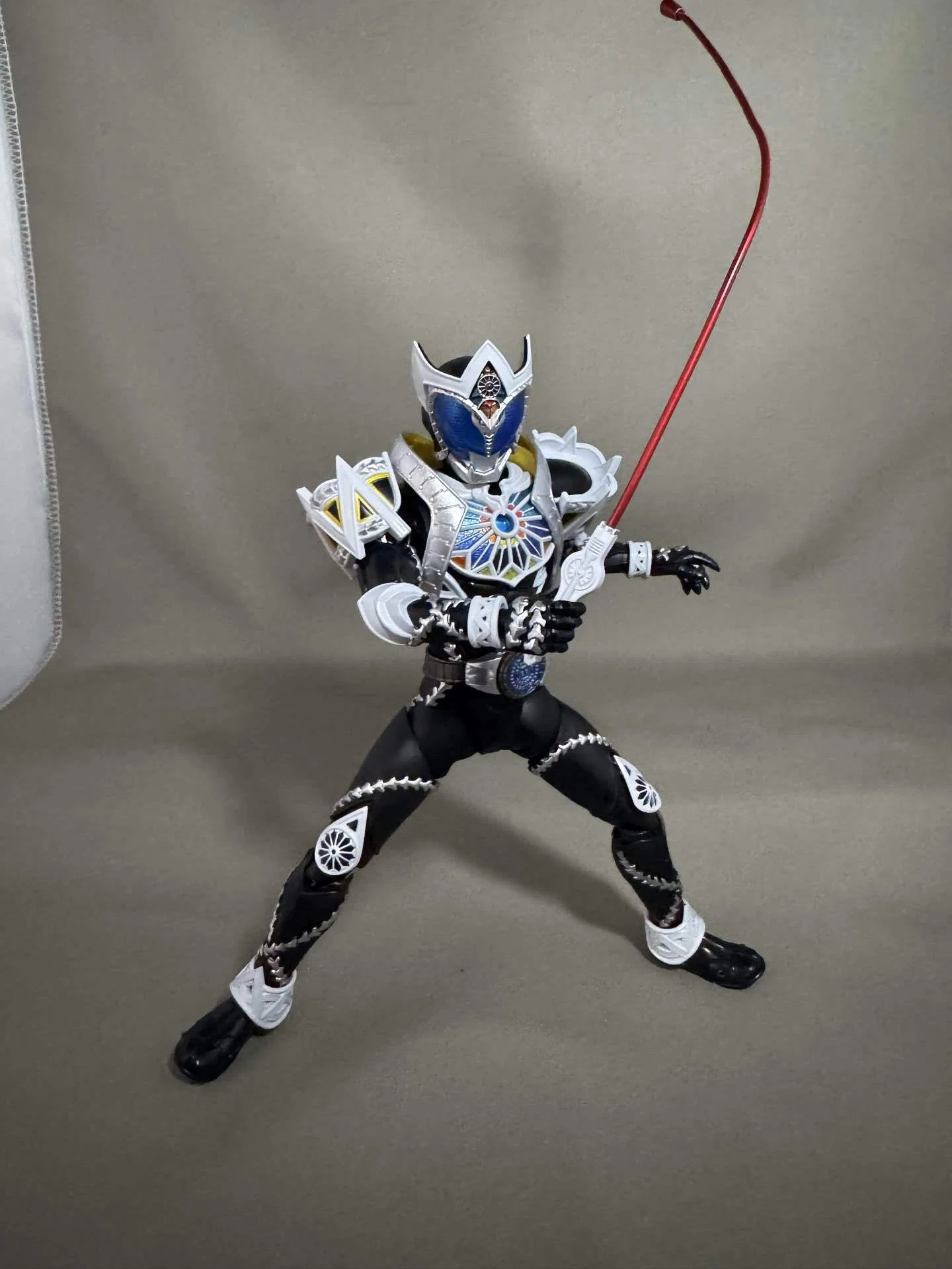 S.H.フィギュアアーツ】真骨彫 仮面ライダーサガ 感想｜ギン