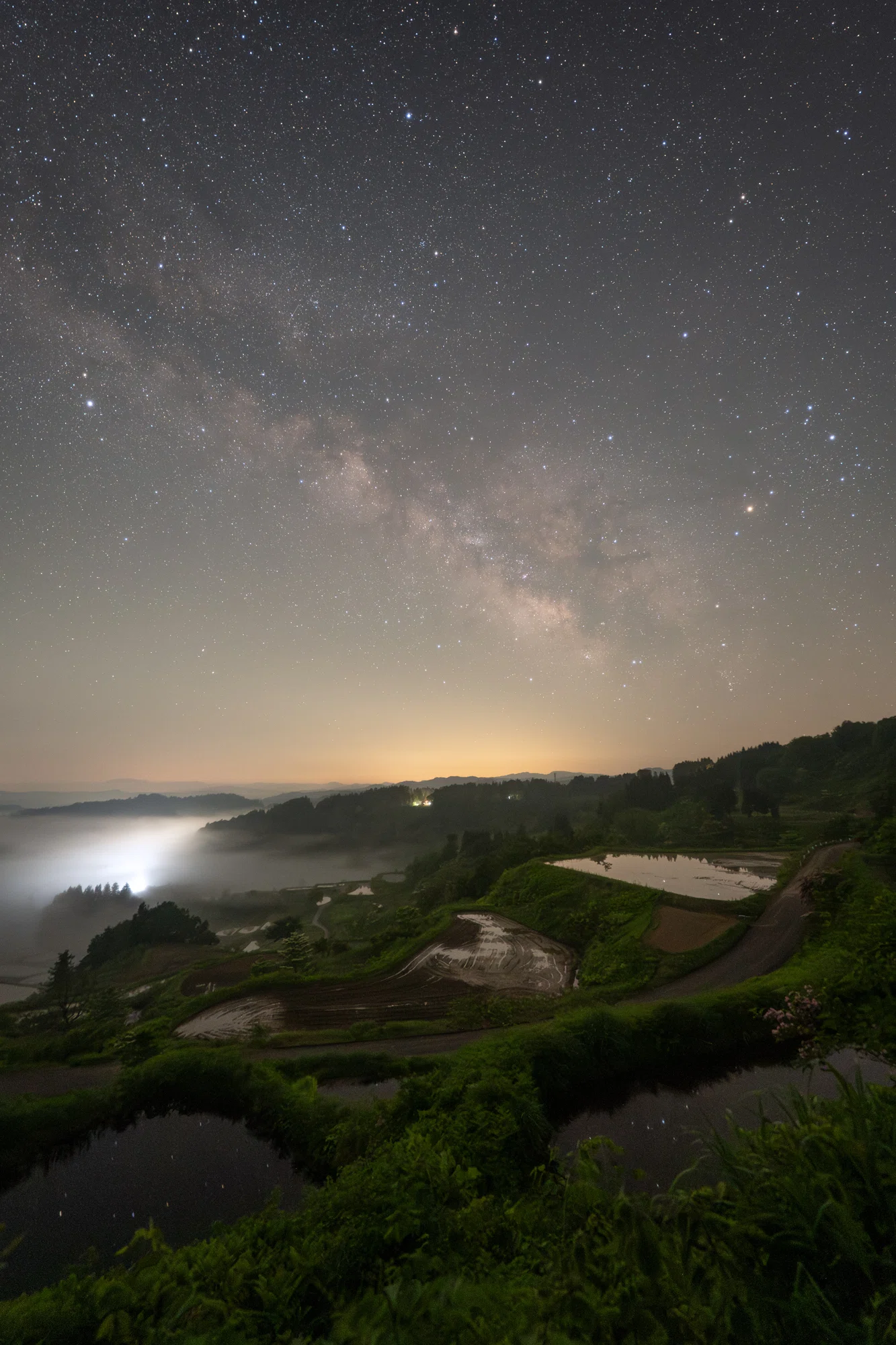 星峠の棚田で、天の川を待つ｜星空写真家 × 会社役員 | 「好き」を