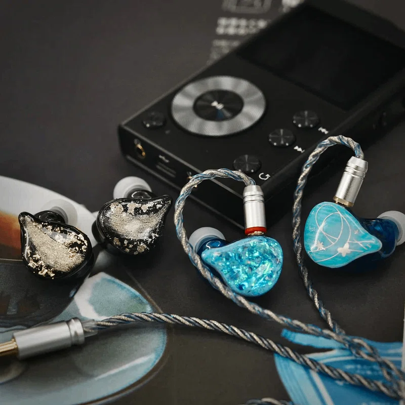 LIFEEAR Duo レビュー】有線の音質か、無線の利便性か。私がどちらも