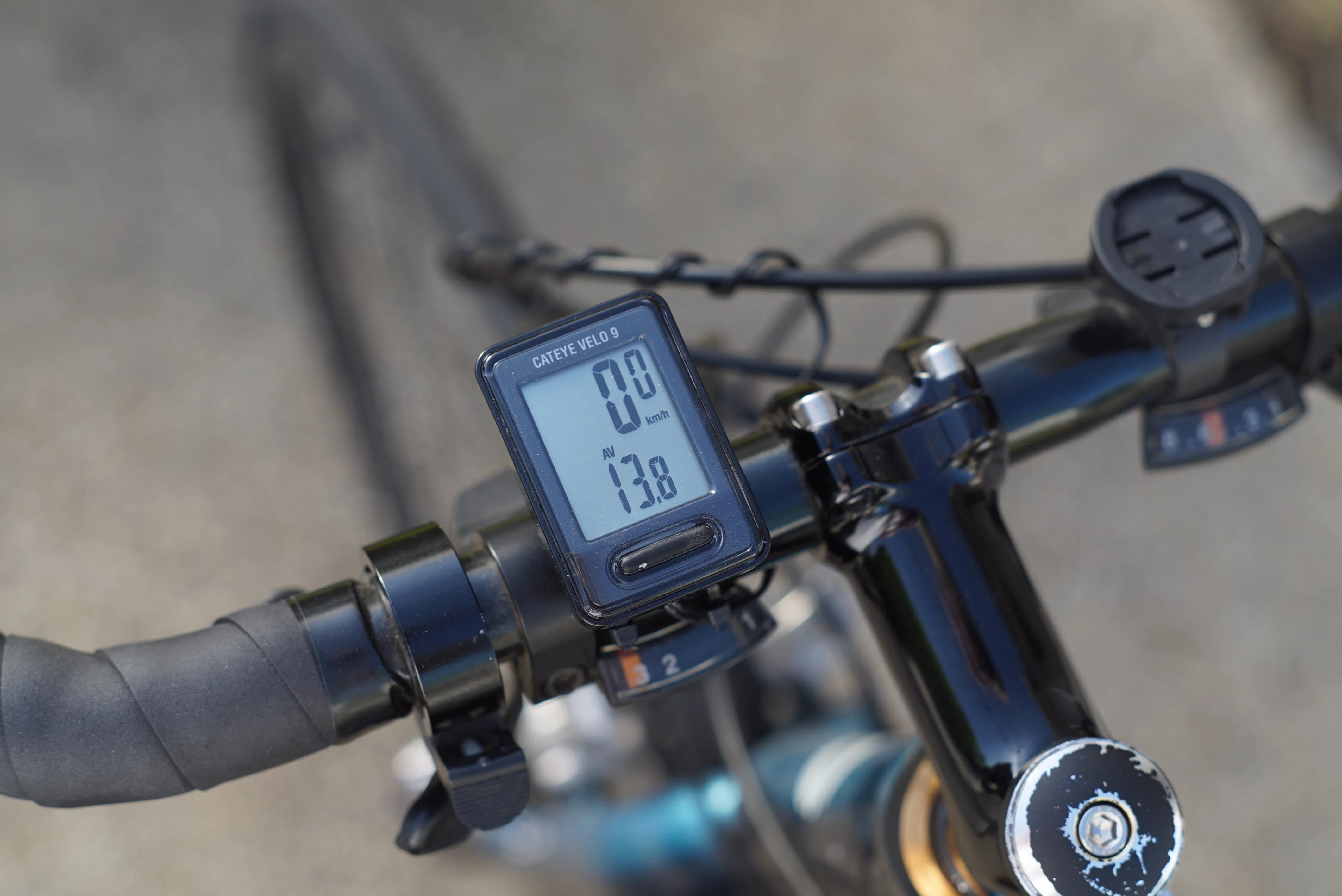 有線サイコン CATEYE VELO9の取り付け｜アトリエデルタ
