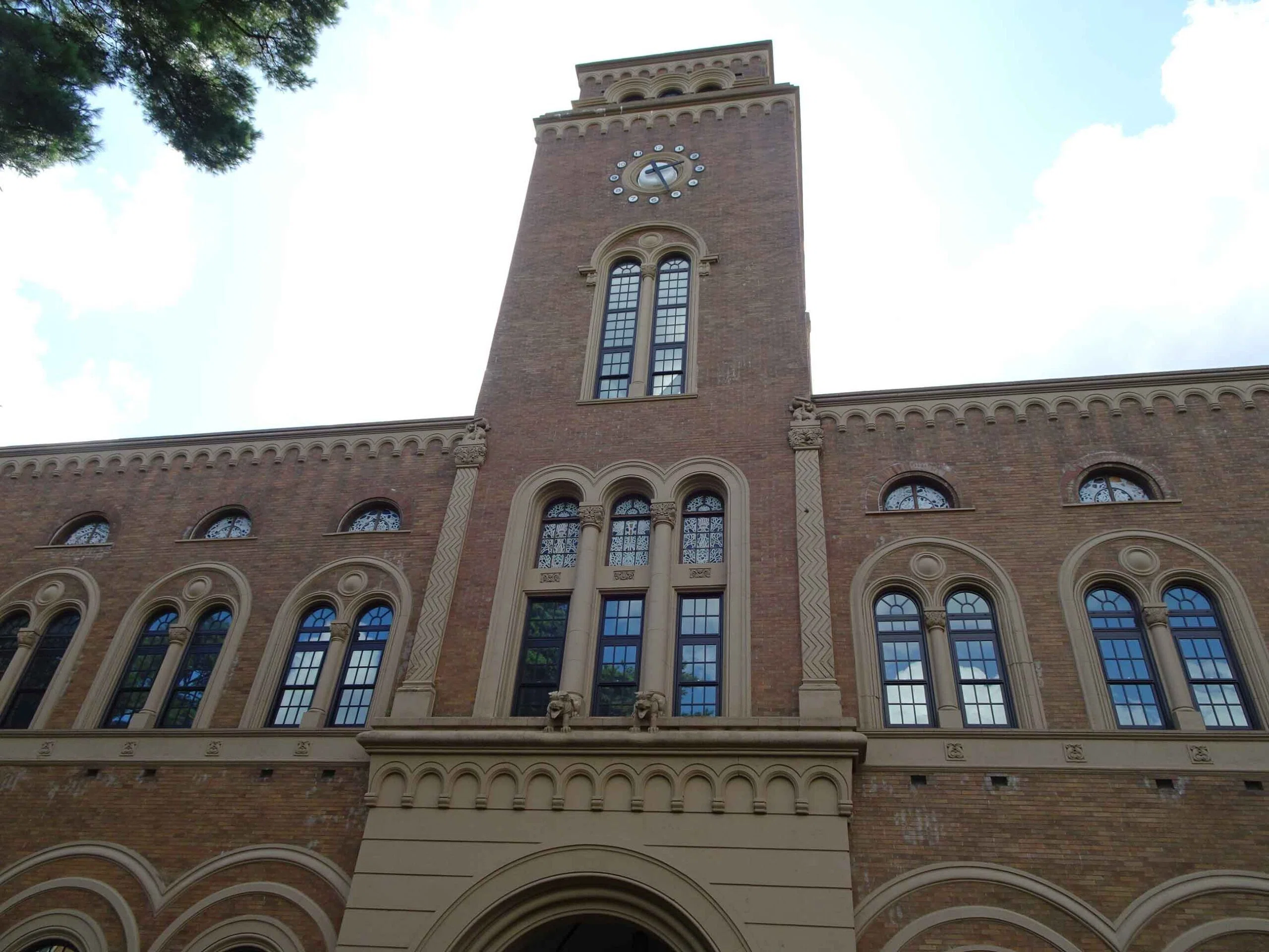 一橋大学】2023.8.10に見学しましたので紹介します｜mikan