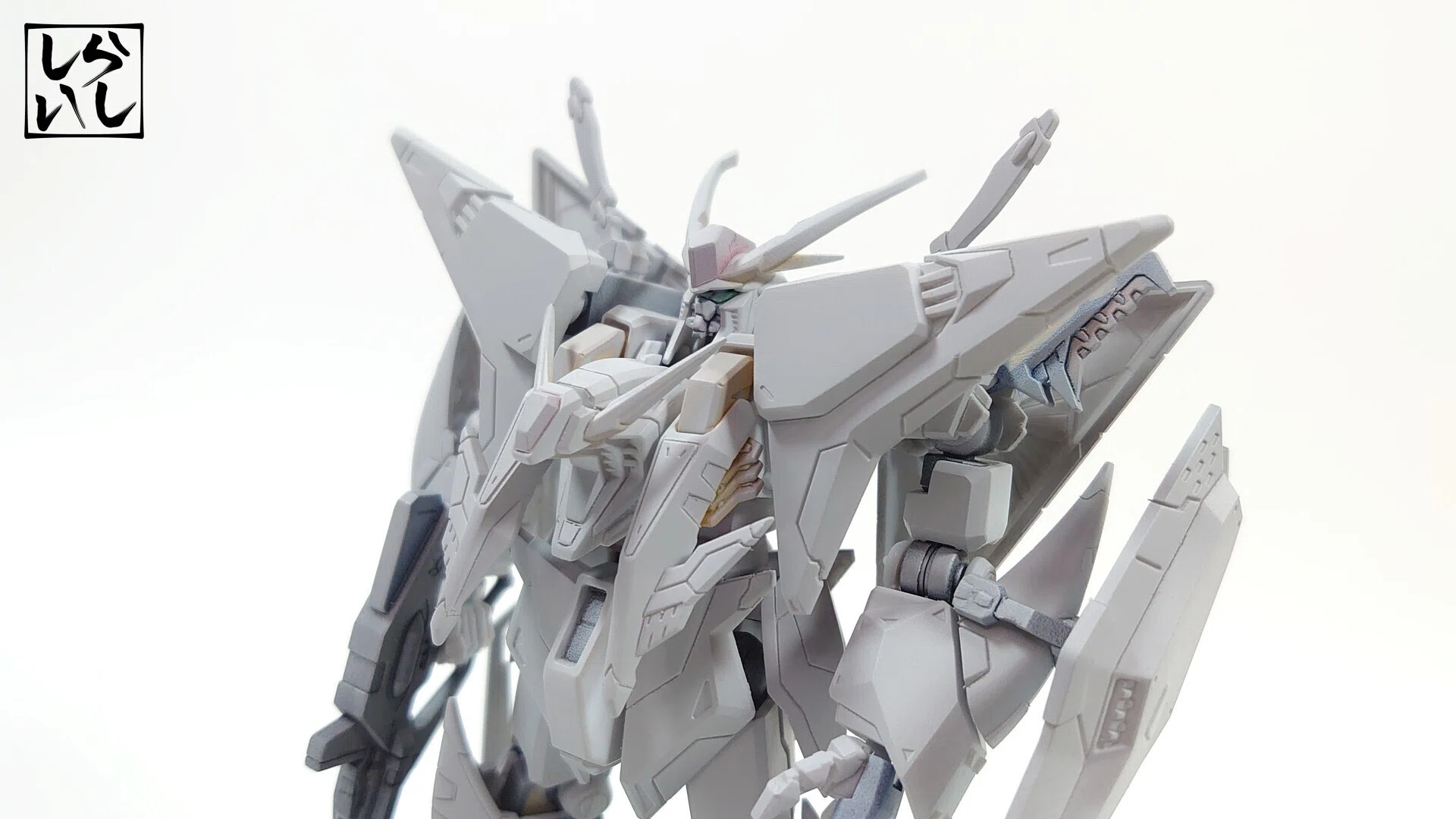 Gフレーム Ξガンダム筆塗り塗装｜肩アーマー・胸部・頭部の塗り分け