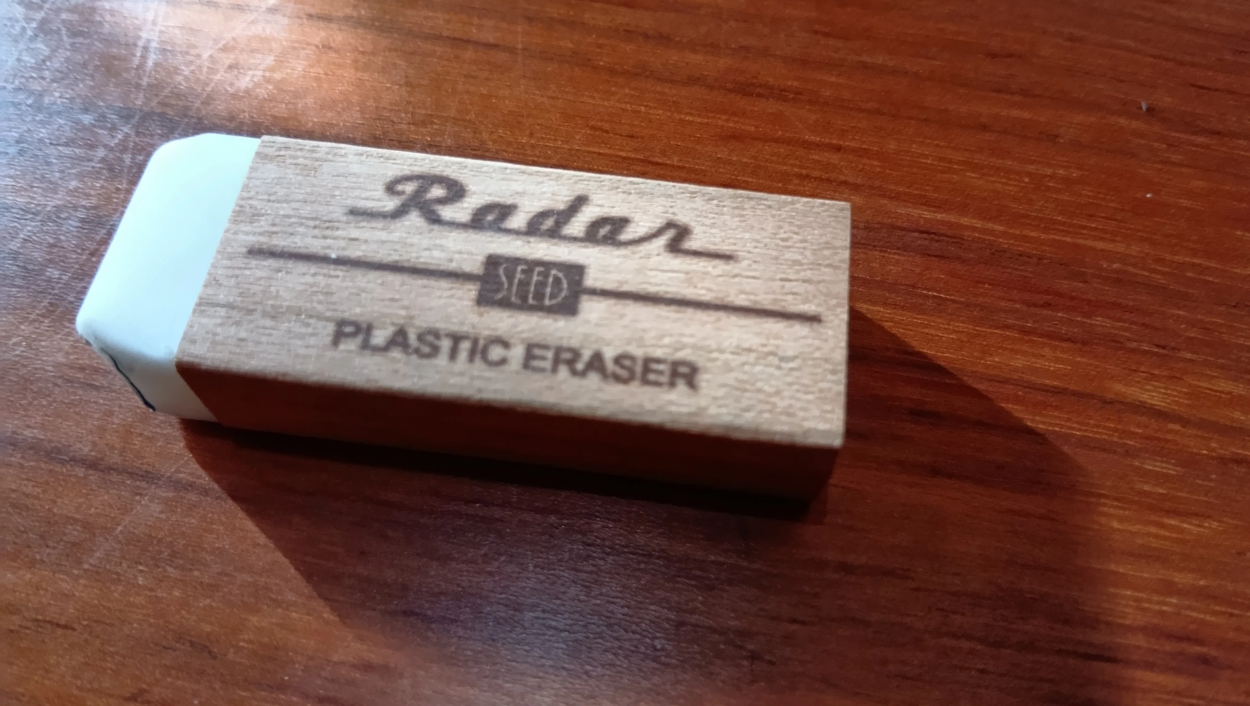 消しゴム特集]Seedの桜 RaderとpentelのClic Eraserを数日間使った感想