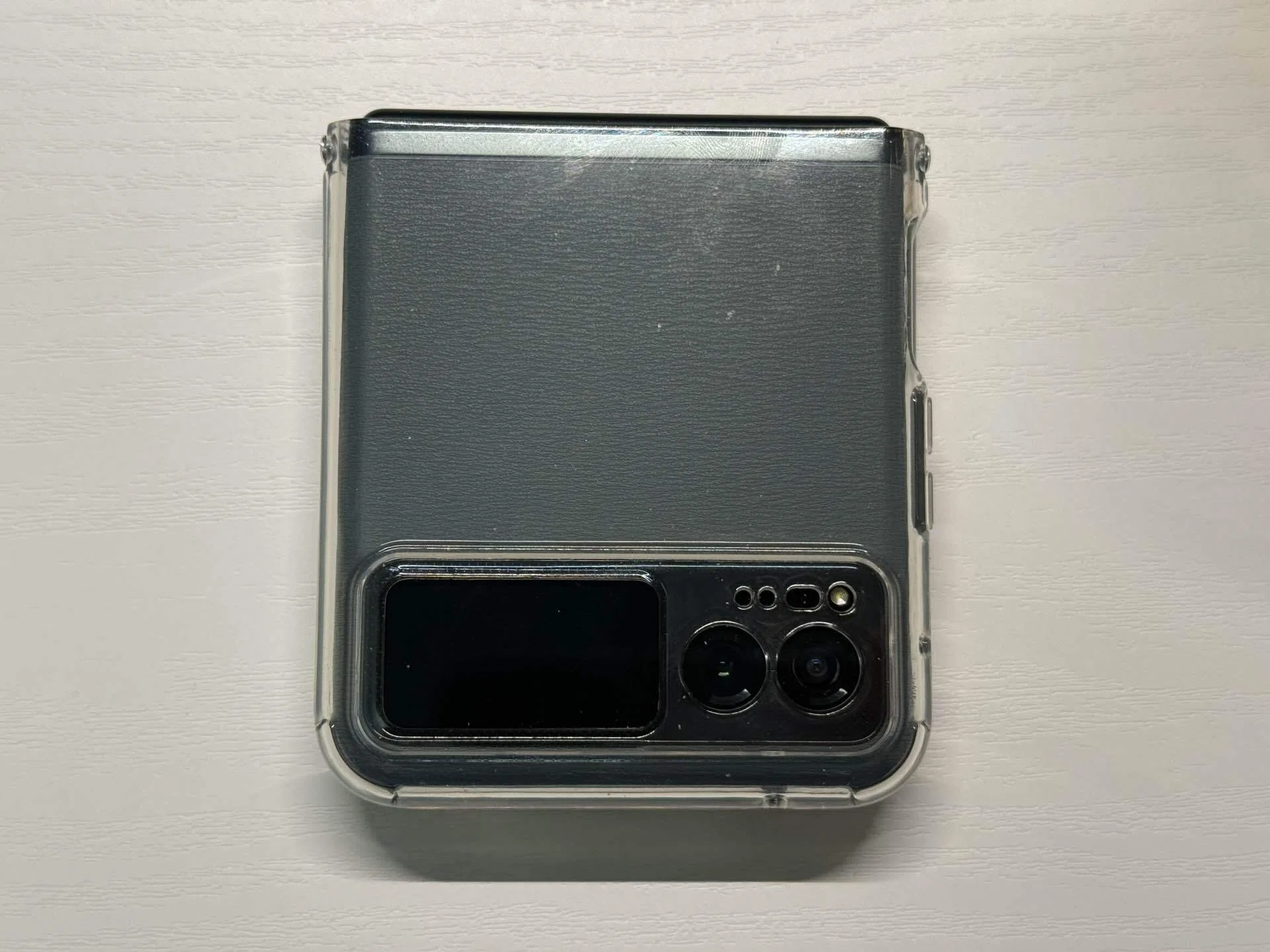 今motorola razr 40sを購入してみて良かった｜もつ