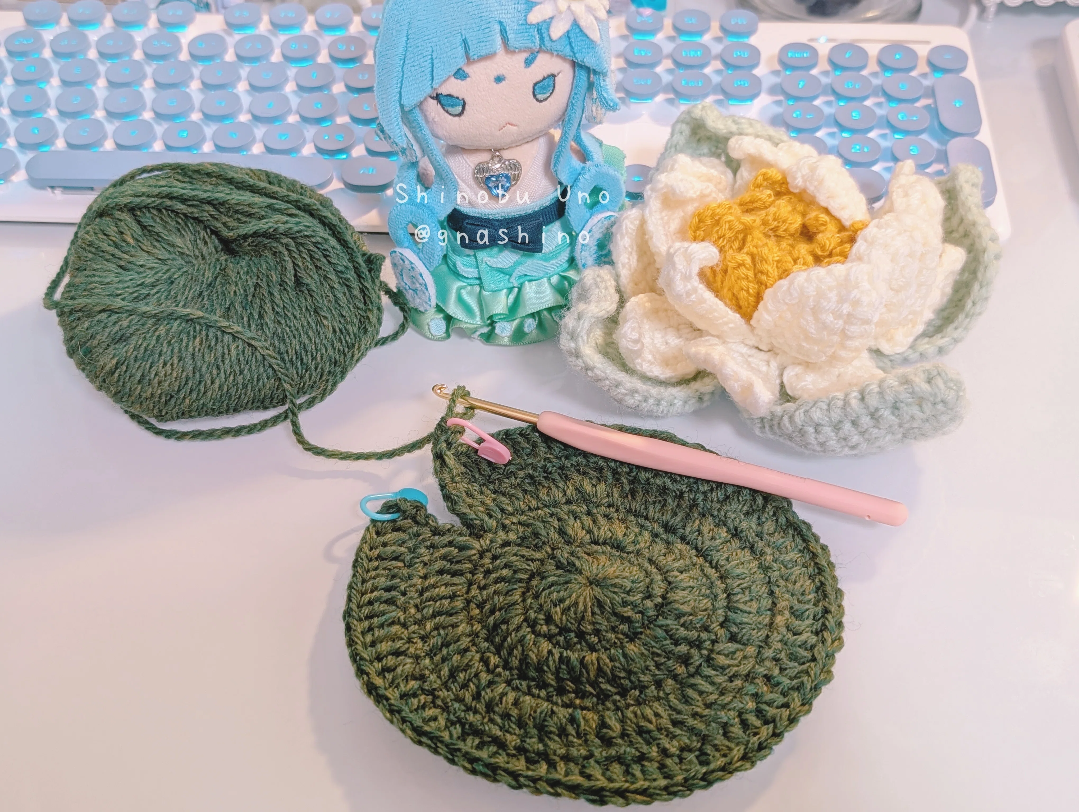 睡蓮を編む。〜かぎ針編み初心者、がんばる〜｜生野忍 Ganache Project