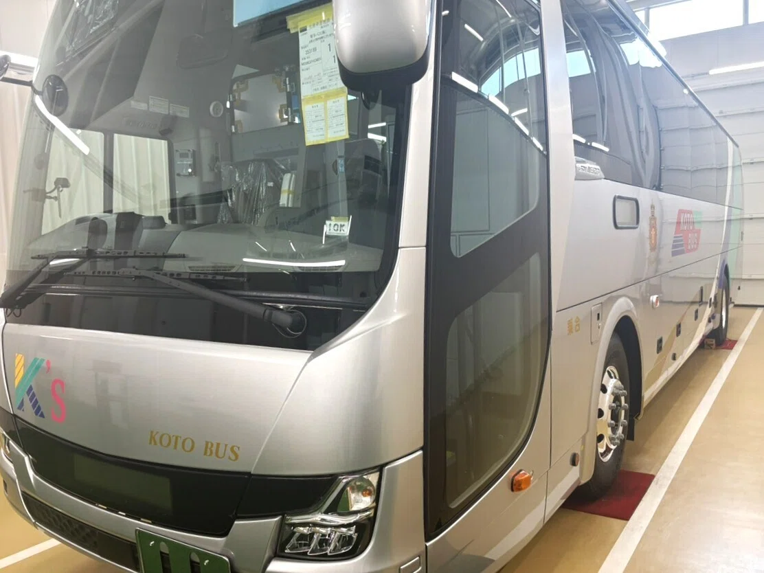 普段は見られないバス会社の裏側へ潜入。新車検収の現場をのぞいてみ