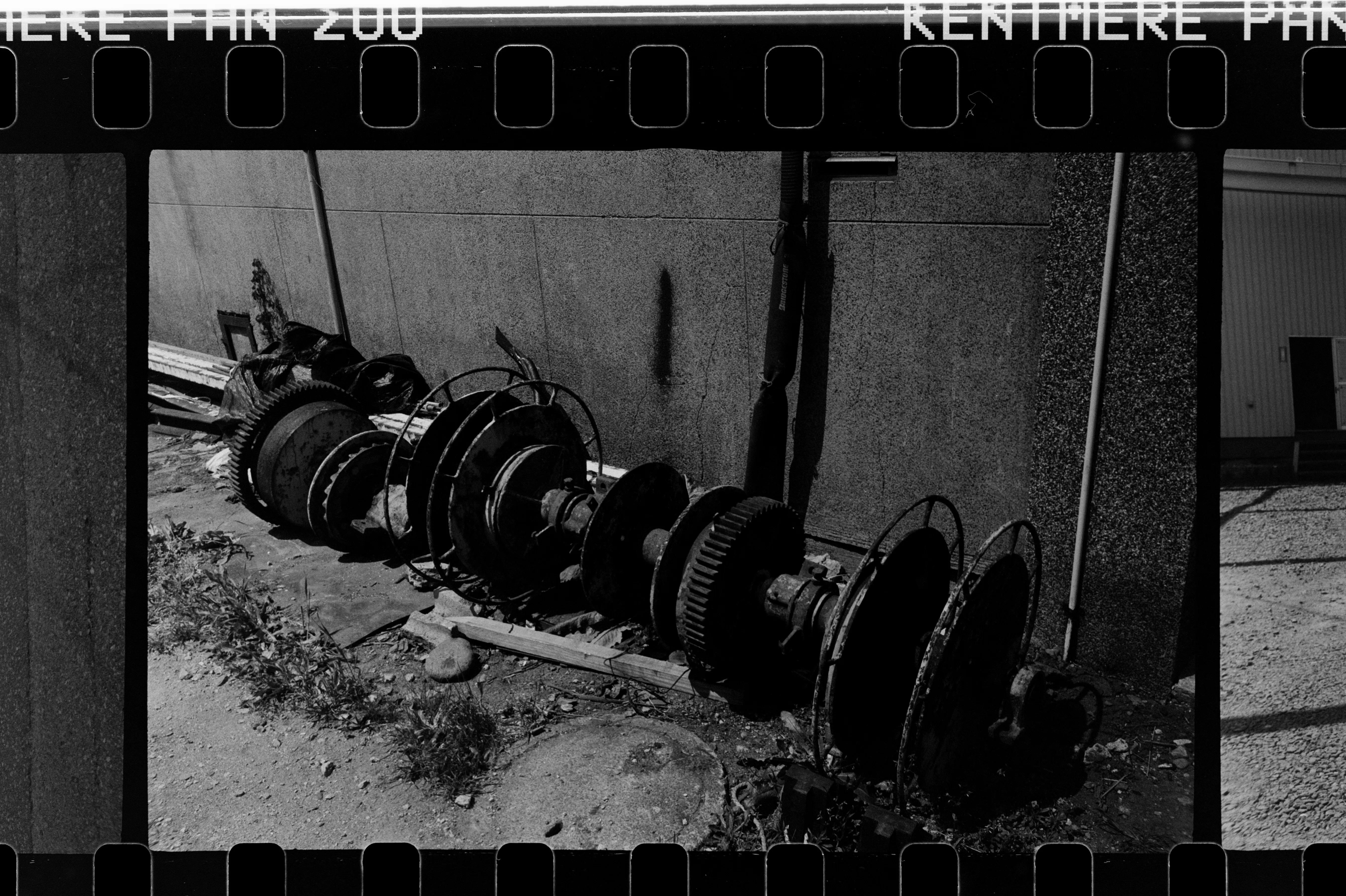 モノクロ自家現像を、もっと気軽に。｜Inherit Camera