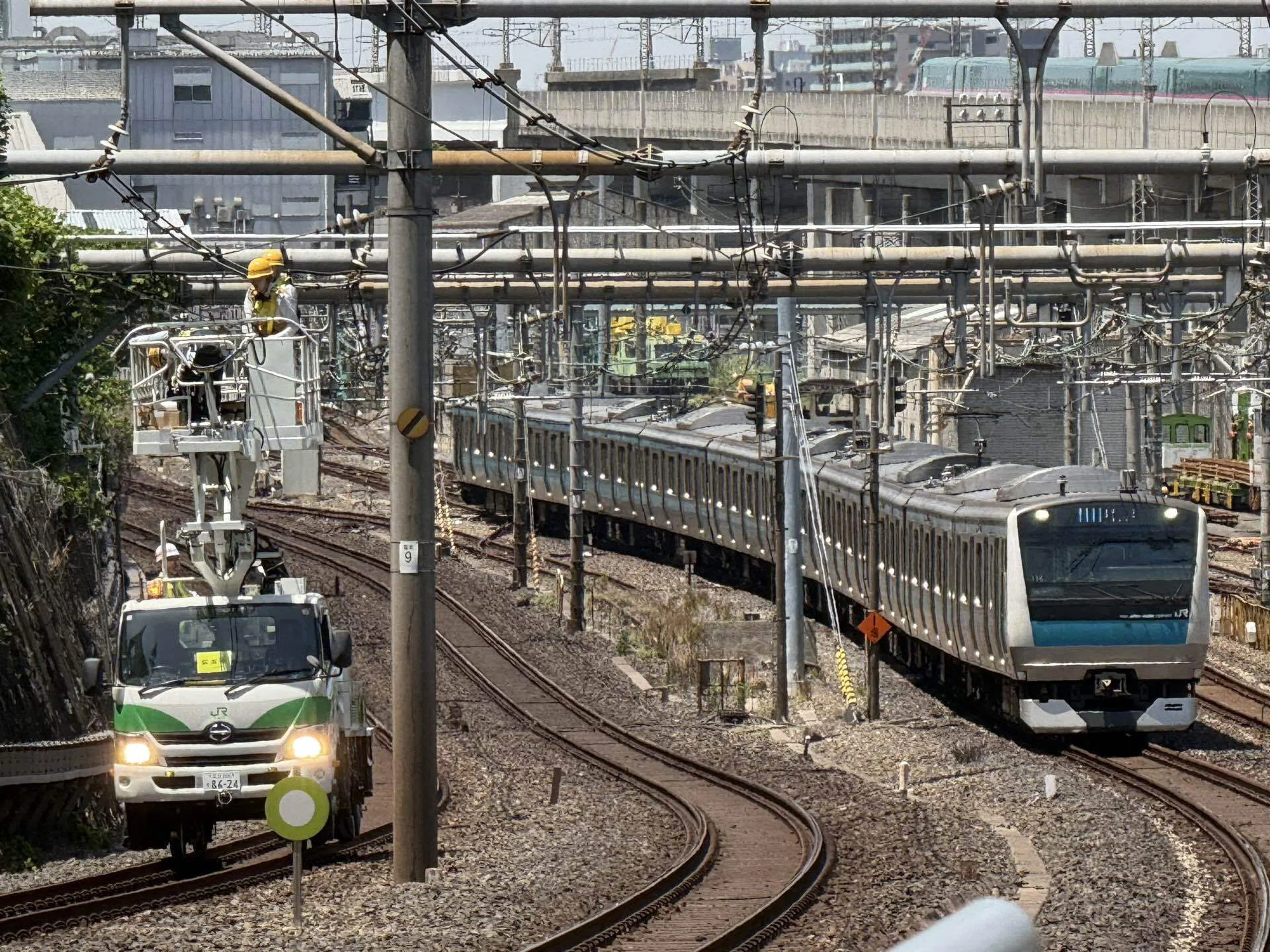 Report] JR Keihin-Tohoku Line Refresh Work｜回送電車がまいります