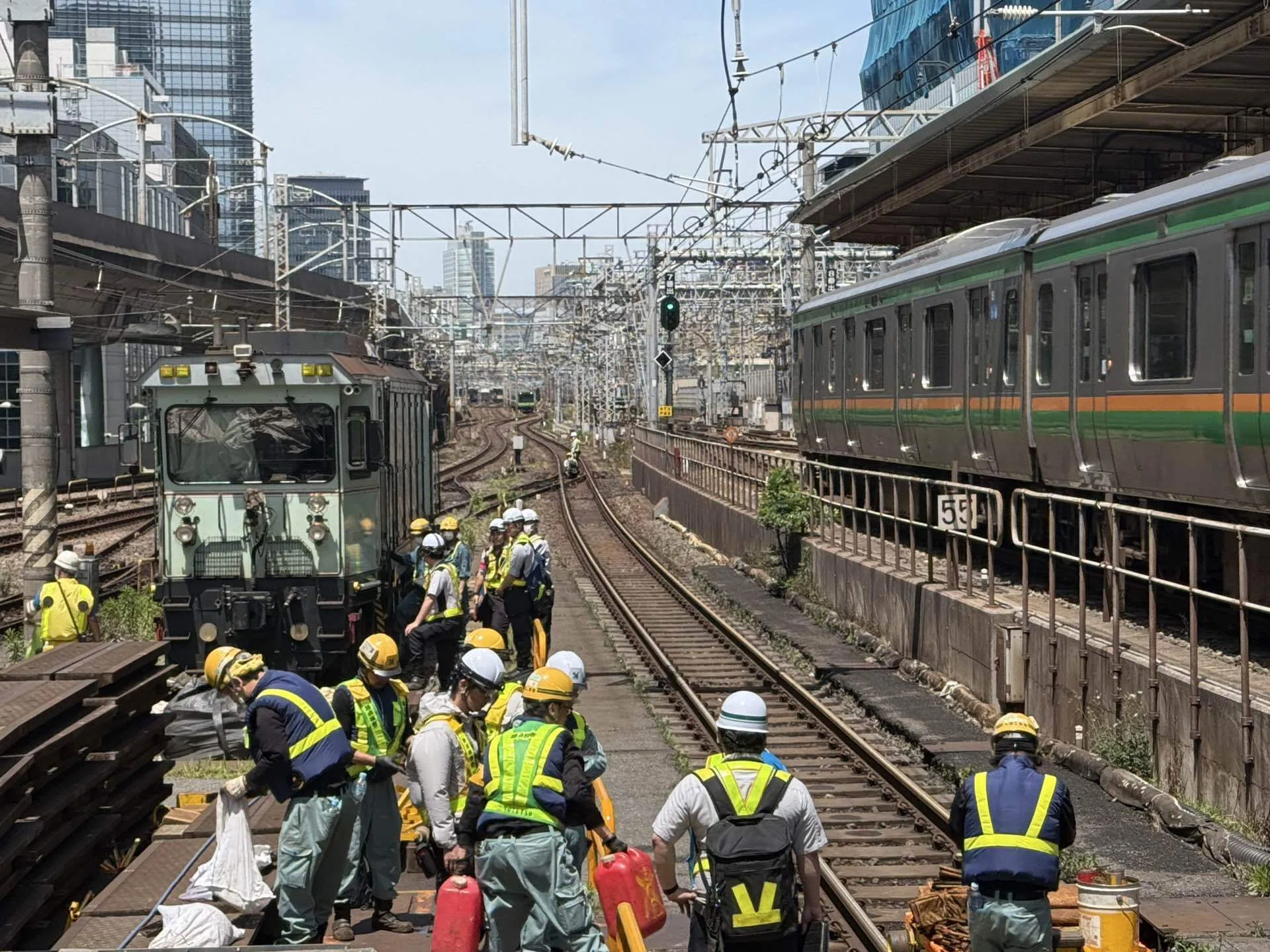 Report] JR Keihin-Tohoku Line Refresh Work｜回送電車がまいります