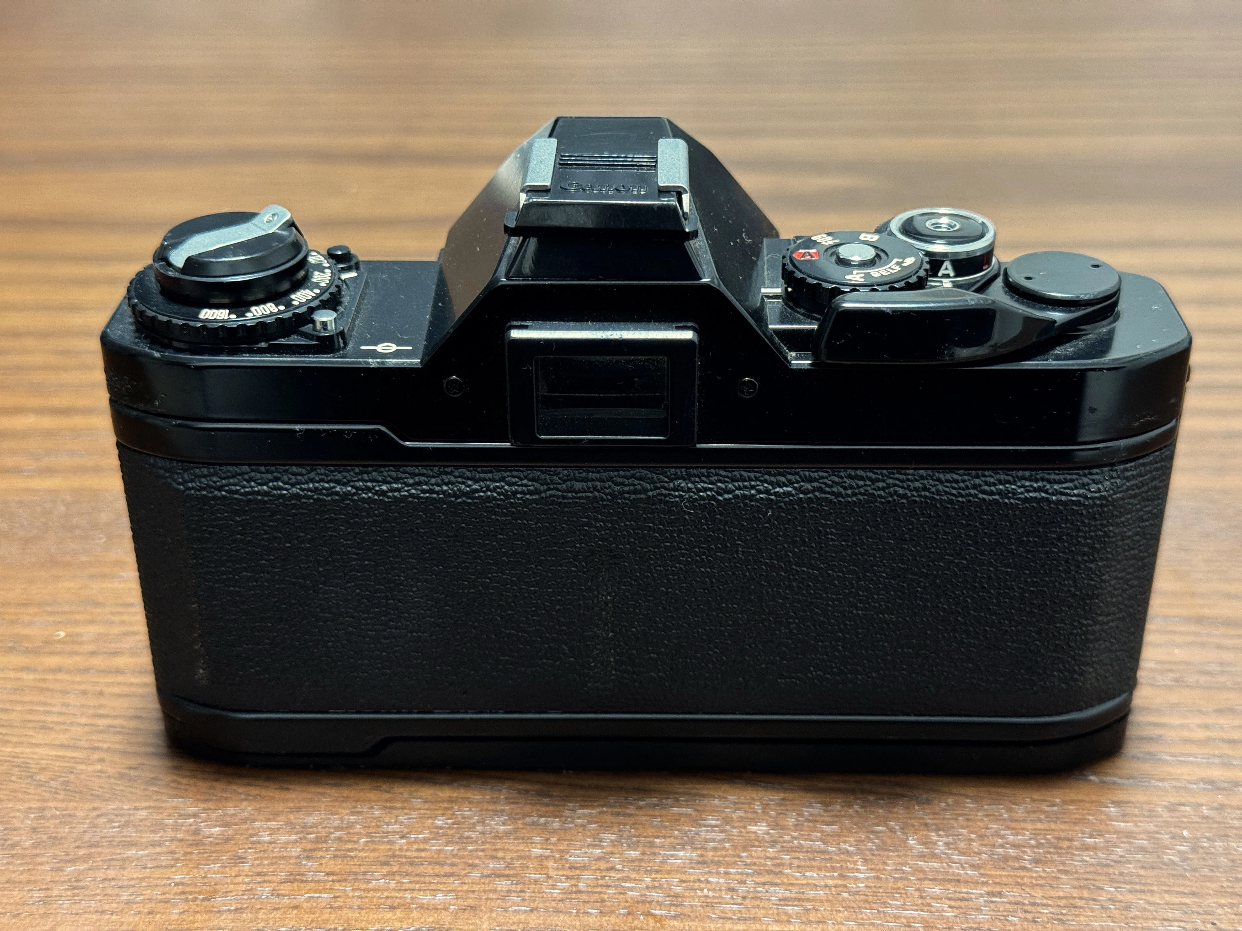 初めてのフィルムカメラ＃01 Canon AV-1 + FD 50mm 1:2｜kenken