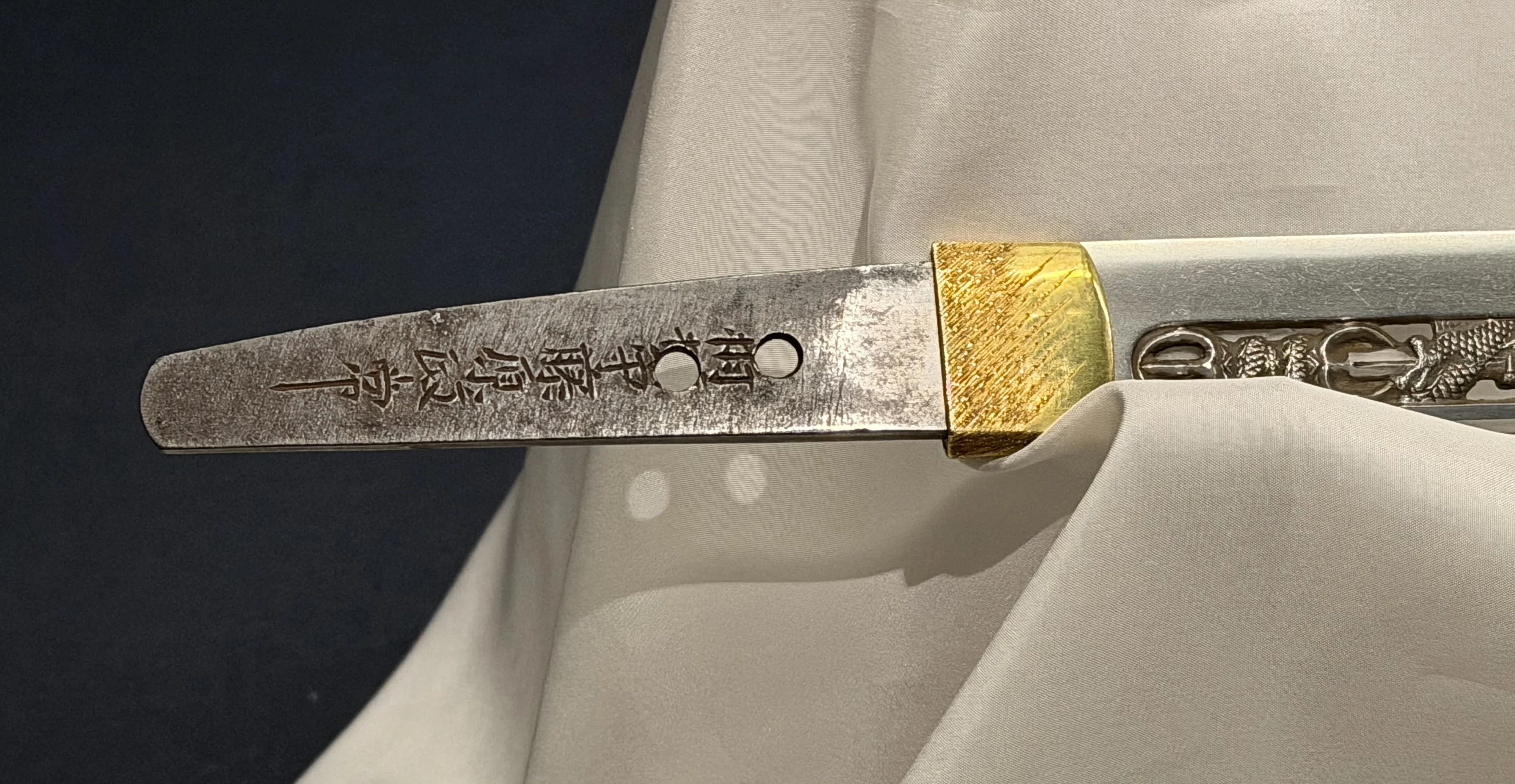 透かし彫の見事な相模守政常｜刀箱師の日本刀ブログ 中村圭佑
