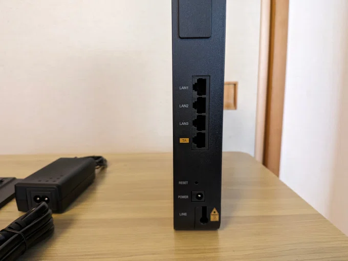 NURO 光のONU端末であるZTE社のF660Pの紹介とあわせてこれを導入するに