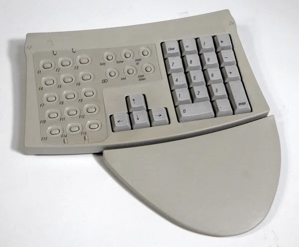 Apple Adjustable Keyboard｜ekda