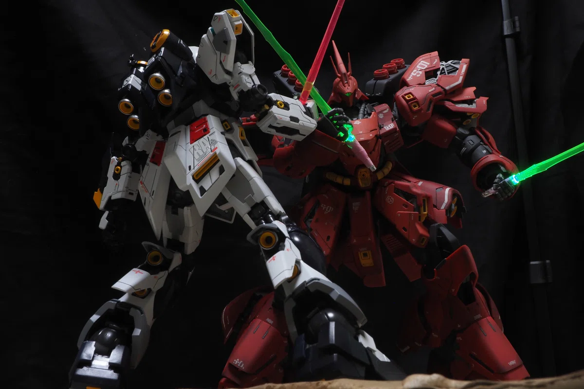 逆襲のシャア・νガンダム ガンプラ ジオラマ