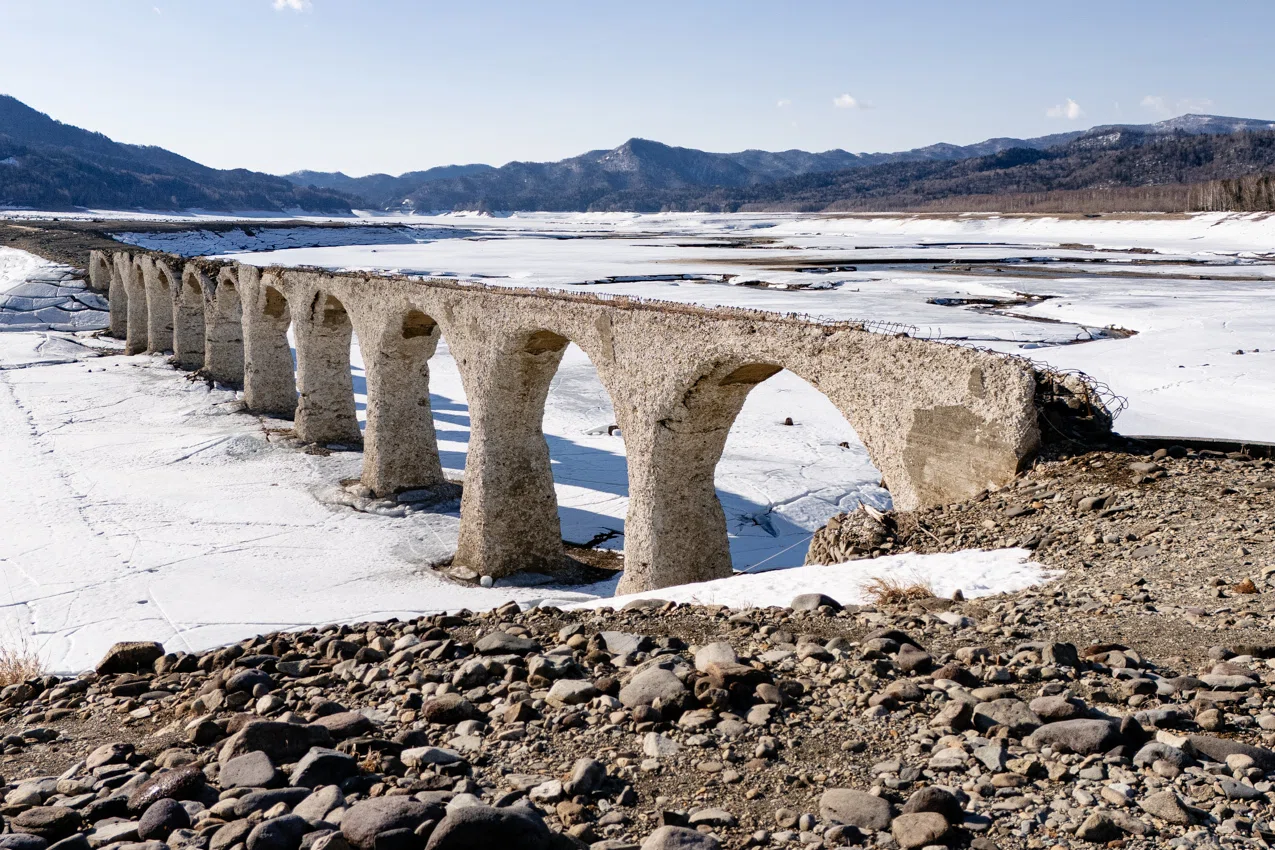 水位で見るタウシュベツ川橋梁｜岩崎 量示｜Ryoji Iwasaki