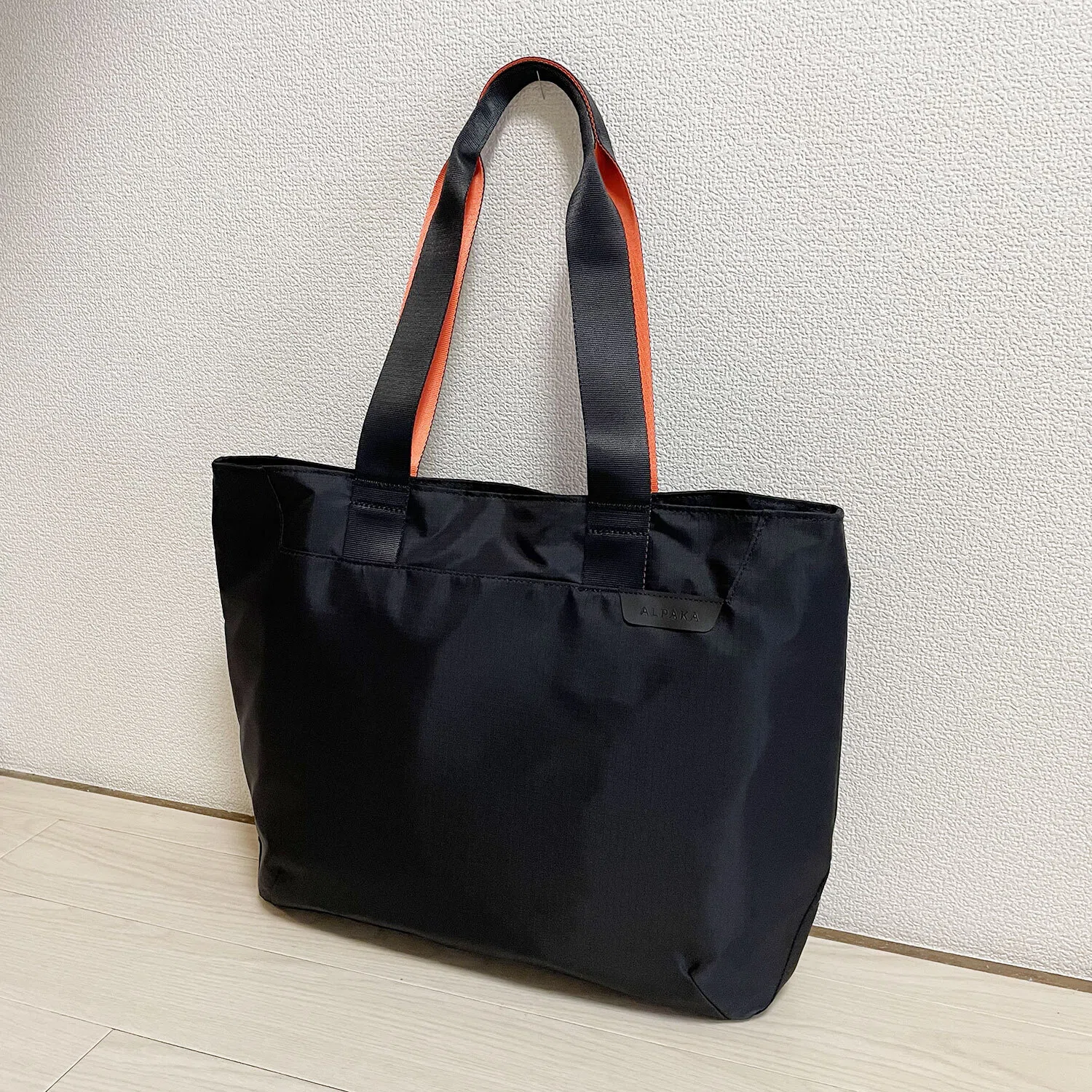 レビュー】ALPAKA「ELEMENTS TOTE M」は普段使いに最適な軽量トート 
