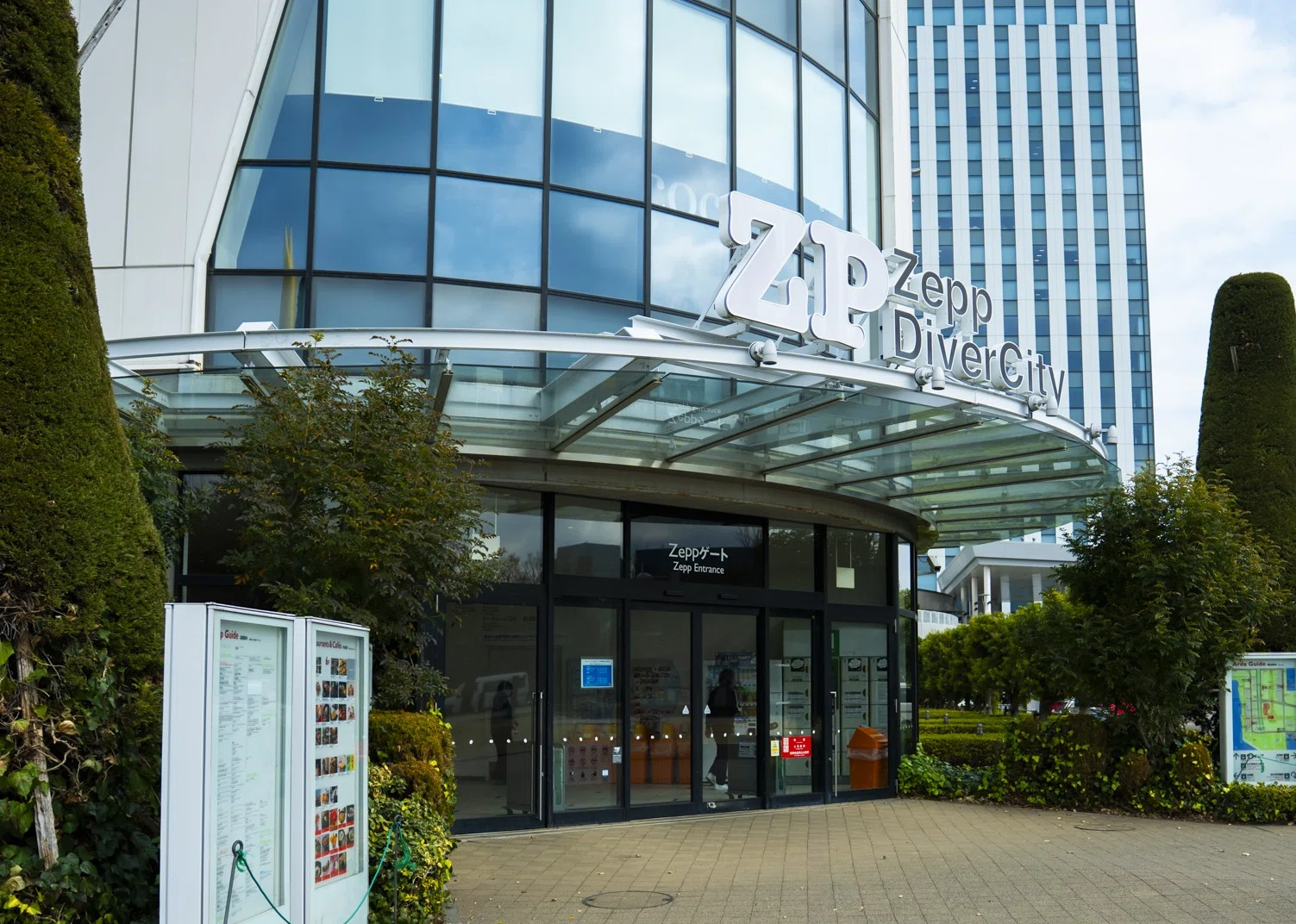 Zepp DiverCity (TOKYO)”完全ナビ！一日を通して楽しめる複合施設内の