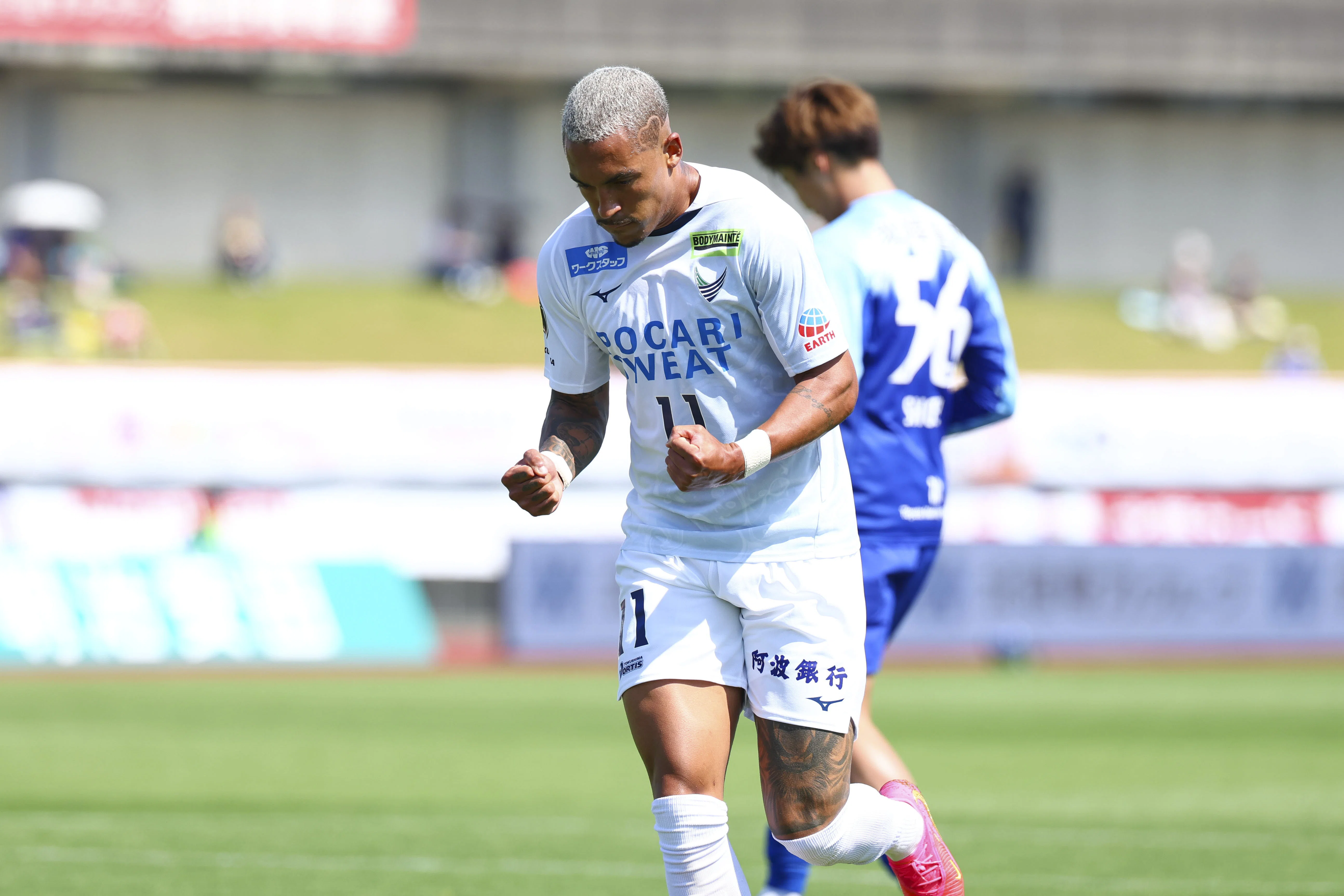徳島ヴォルティス 選手支給 フルジップフーディ XL 明治安田J2・J3百年構想リーグ 第18節 #徳島ヴォルティス 1-1 (PK 4-3
