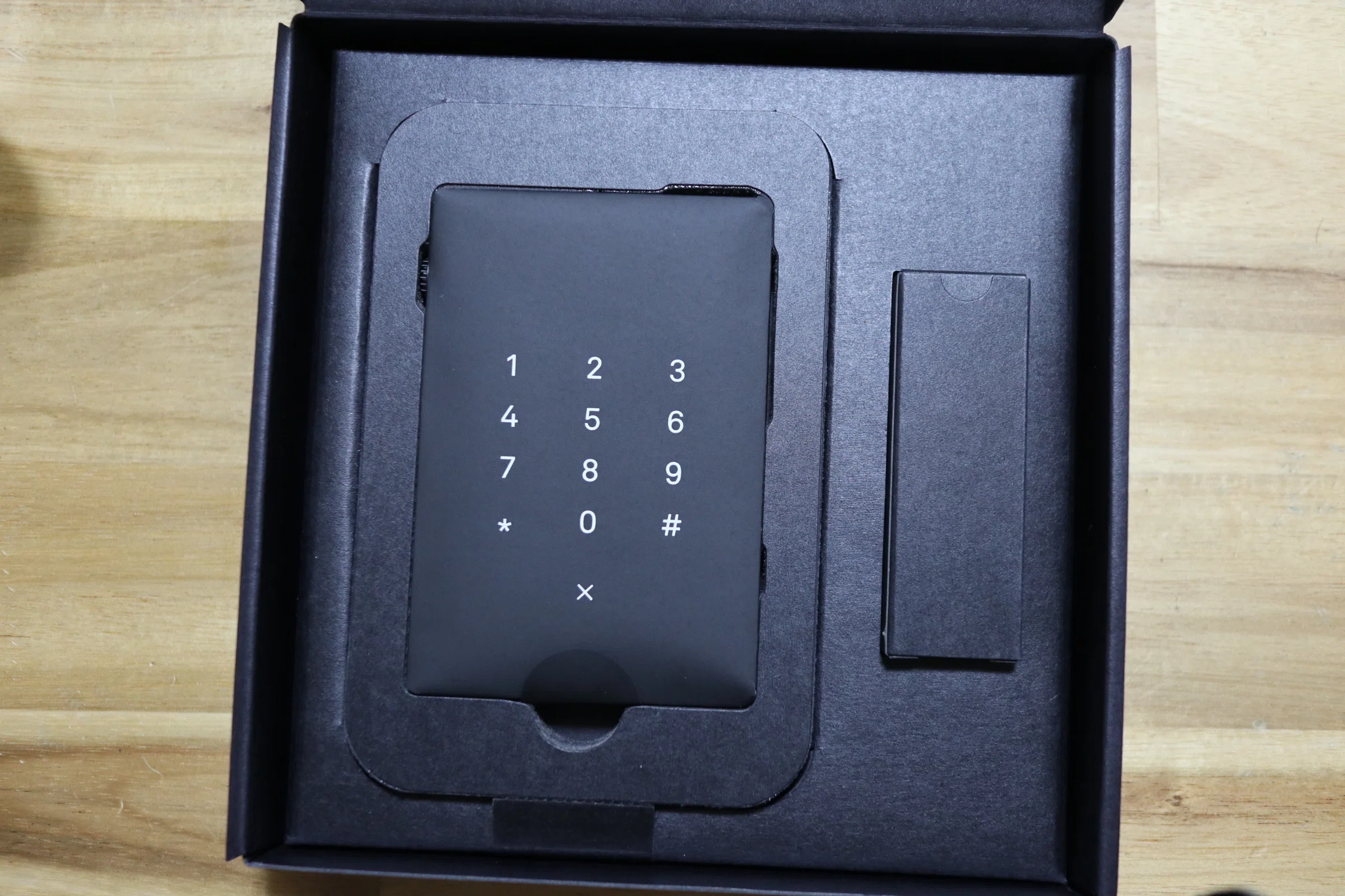 Light Phone Ⅲを買う｜imium10