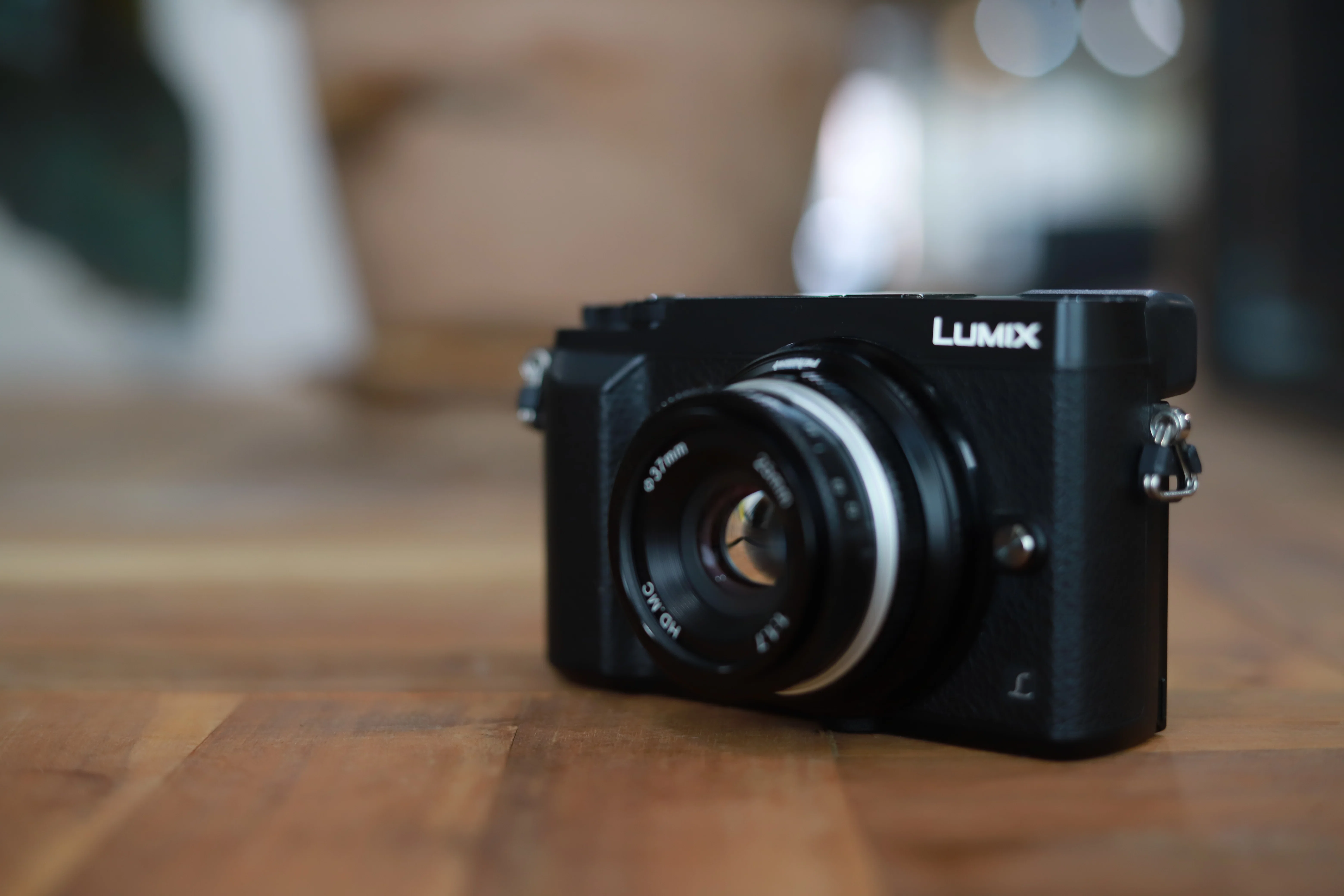 PERGEAR 25mm F1.7（Micro 4/3）×パナソニック LUMIX DMC-GX7MK2｜小