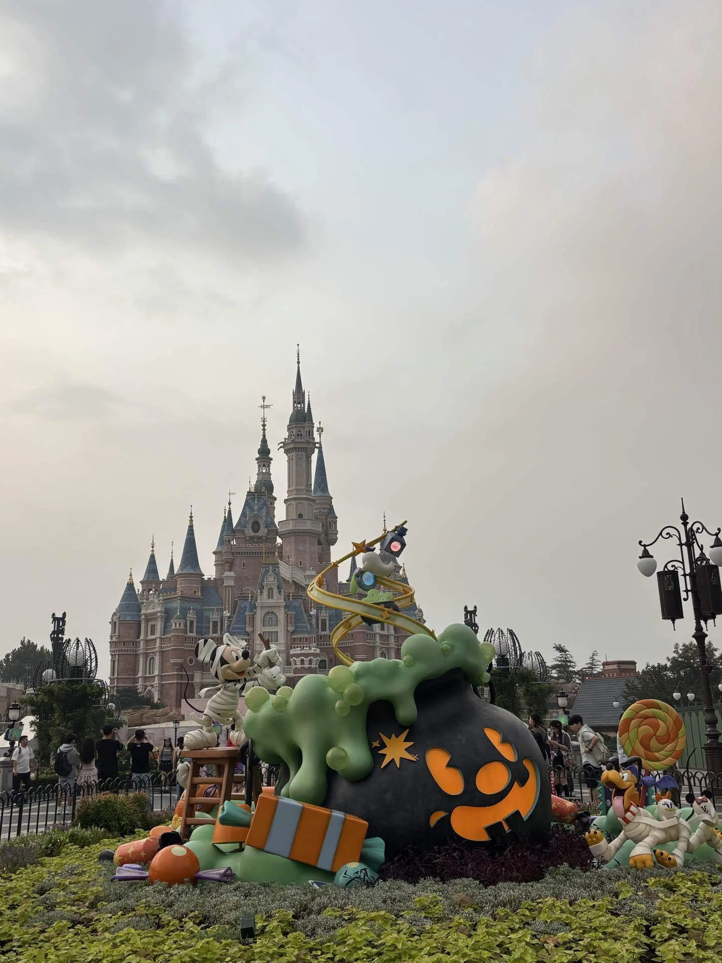 旅の記録】中国・上海🇨🇳②｜またディズニー行って、外灘に行ったよ
