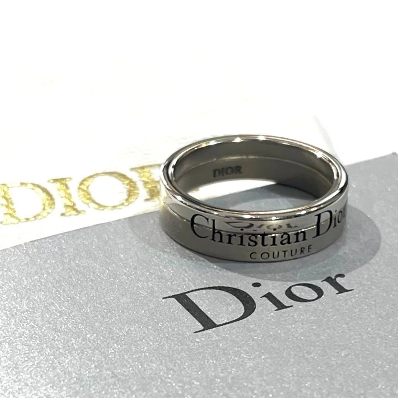男性のお客様にも大人気！2013年OPEN当初から人気のDior。その魅力 