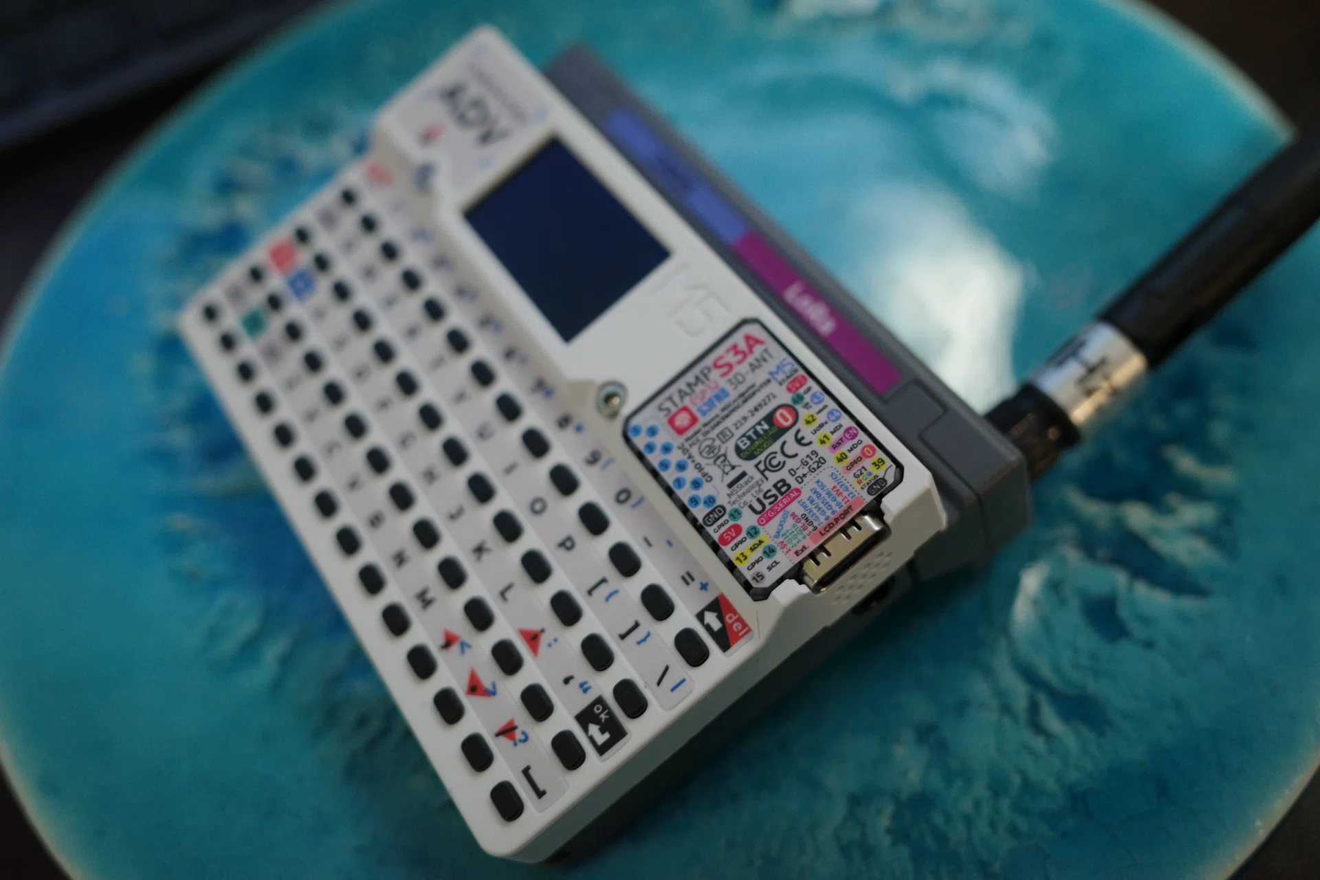 超カッコイイ！M5Stack Cardputer Adv + Cap LoRa 1262 が登場 