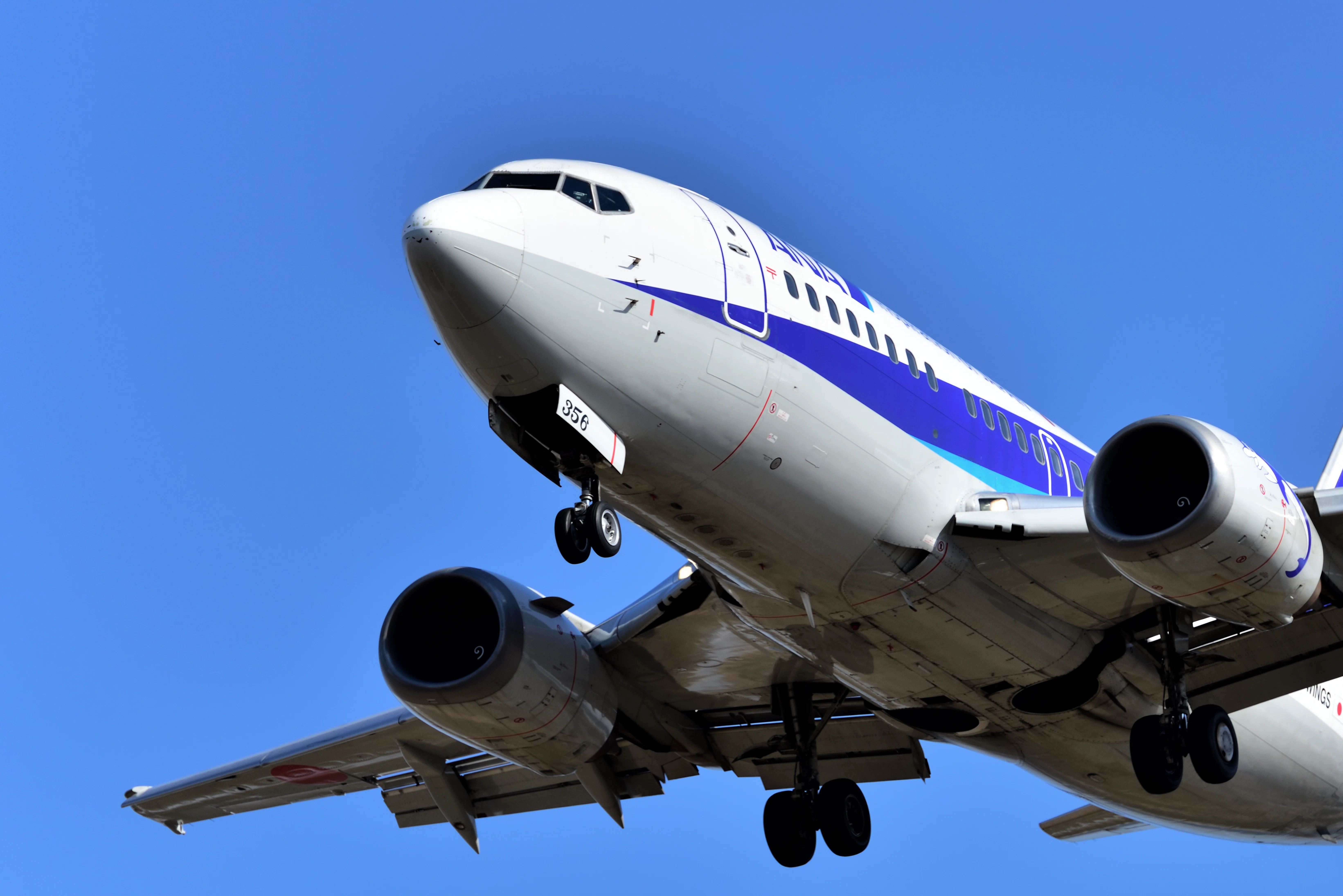 ボーイング737-500｜光と風のアルバム
