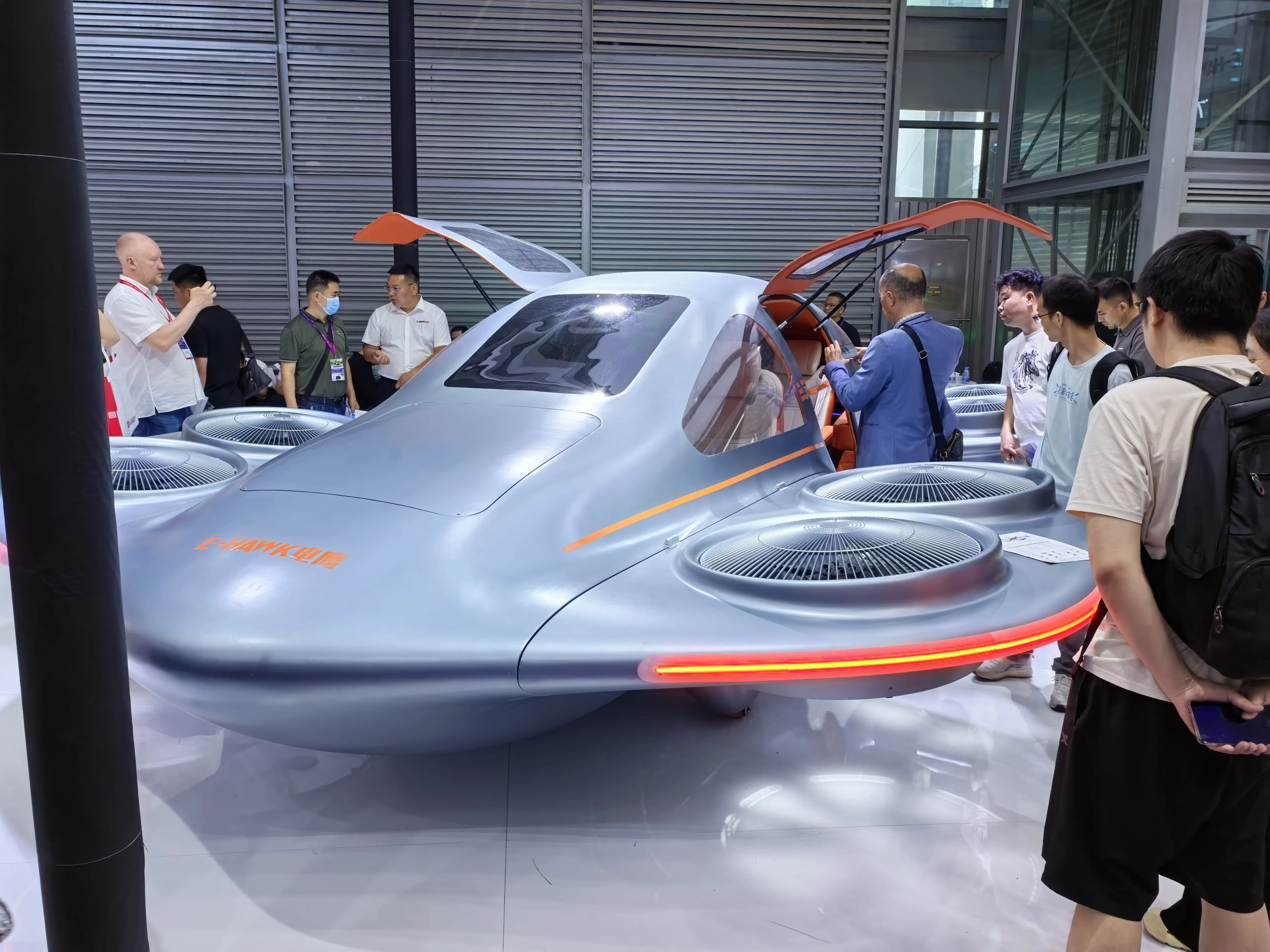 10 深圳UAV EXPOで見えた、ドローンが「買うもの」から「作るもの」に