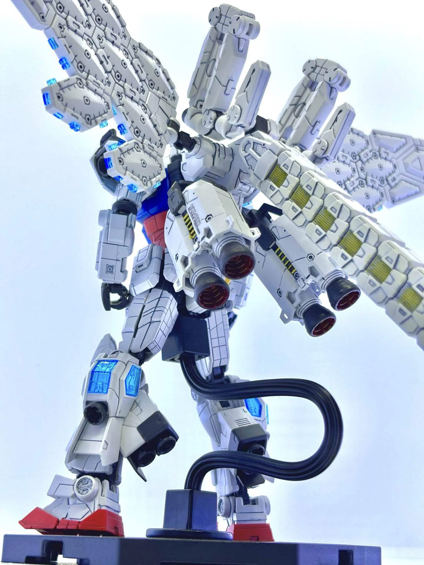 完全完成】万博ガンダム、降臨！RX-78F00/E ガンダム（グラスフェザー