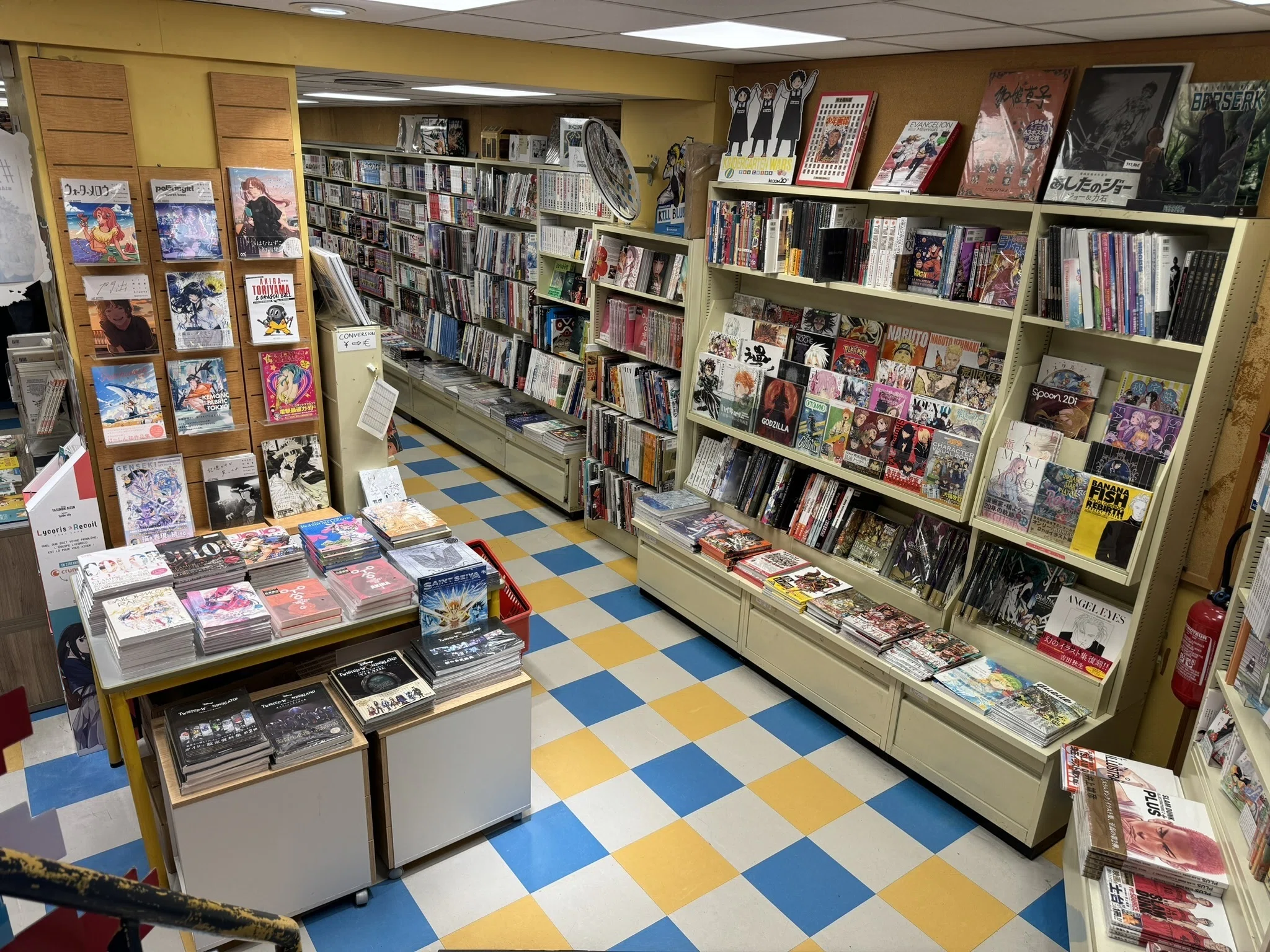 パリ書店紹介】Librairie japonaise Junku: パリど真ん中のジュンク堂