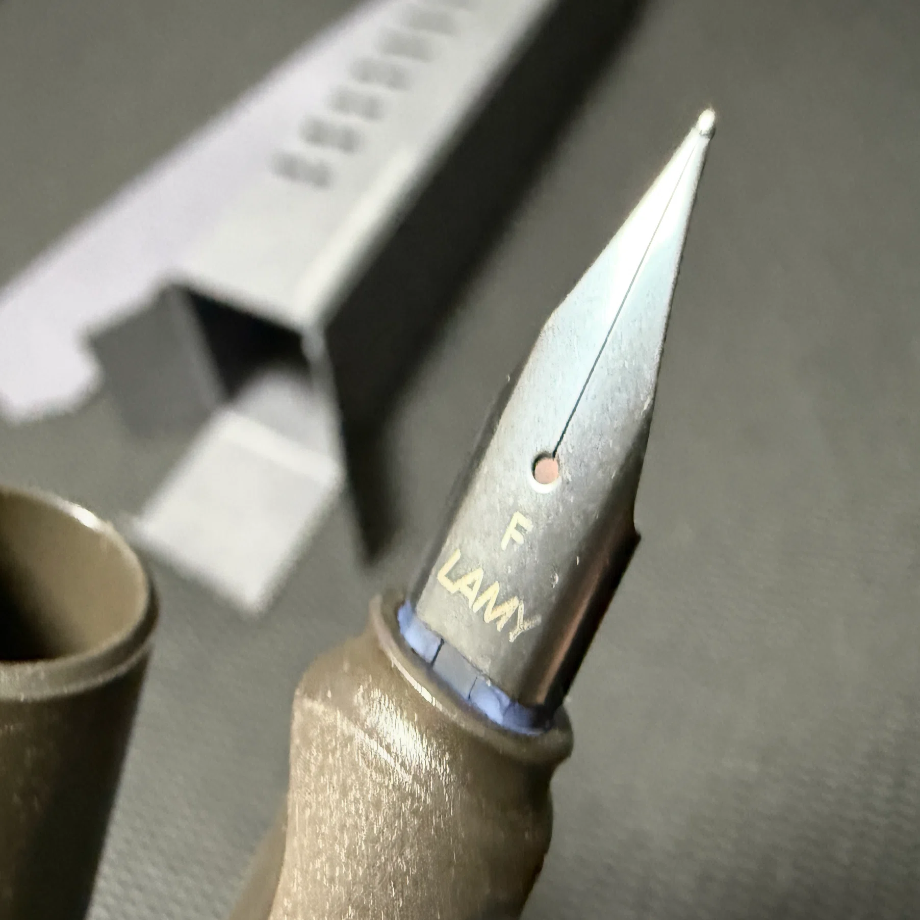 万年筆】『LAMY safari』で万年筆デビューをした初心者の記録｜aosagi