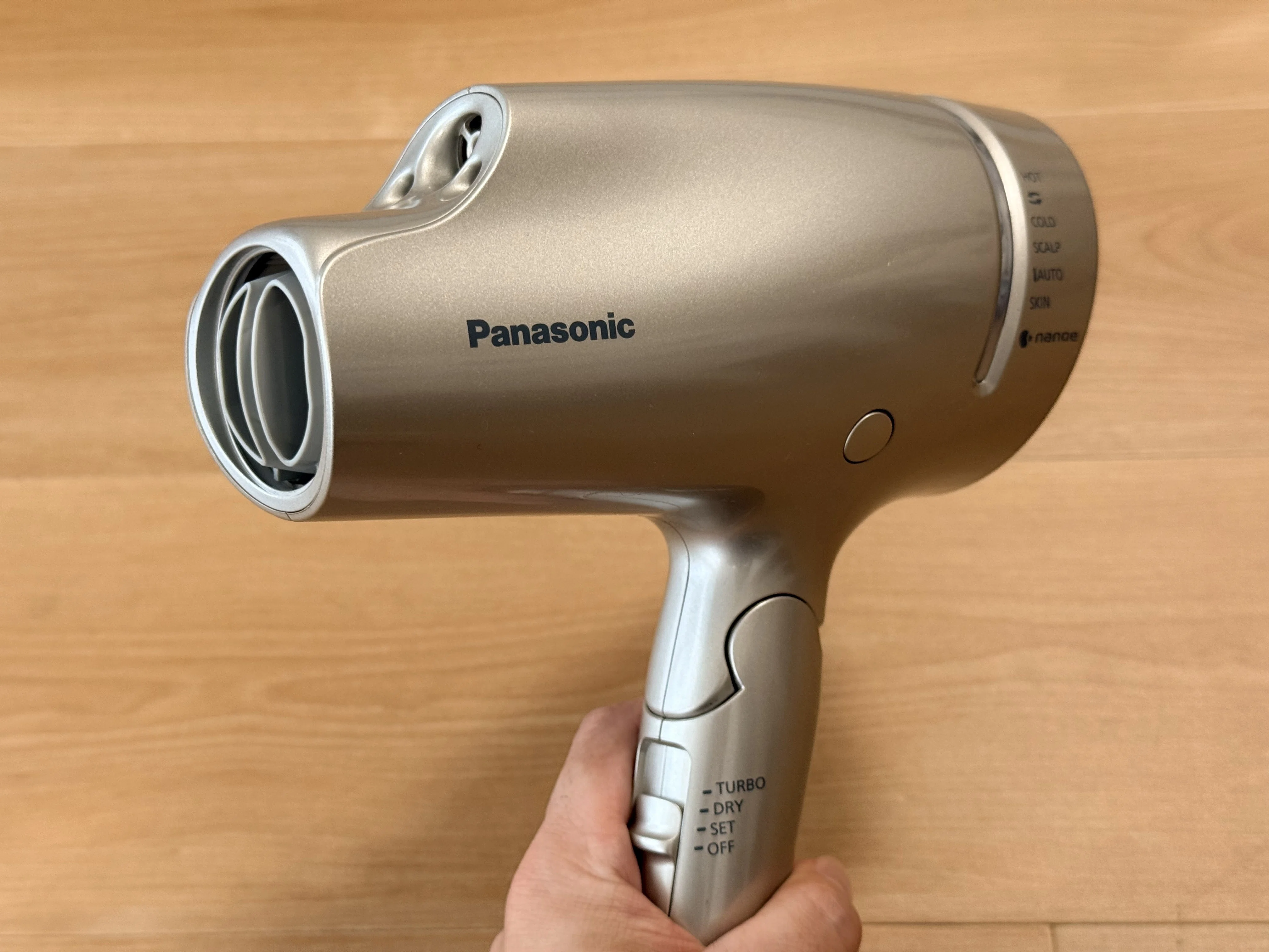 Panasonic 頭皮エステ ドライヤー　セット 気づいてなかったけどパナソニック製品が好きなのかも🦆｜ろんすた＠変
