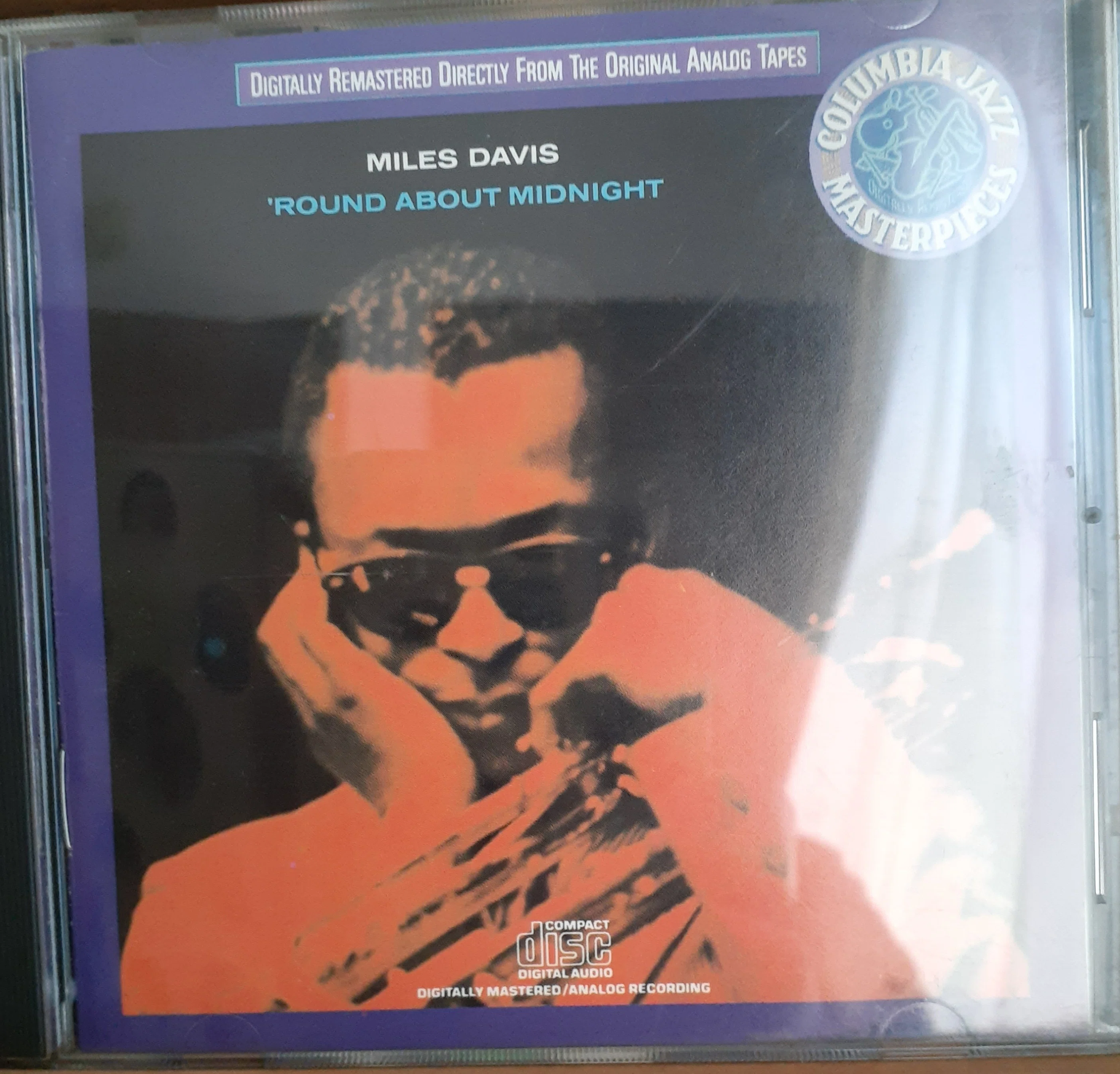 The man in the green shirt ～ The man with the horn｜タケル