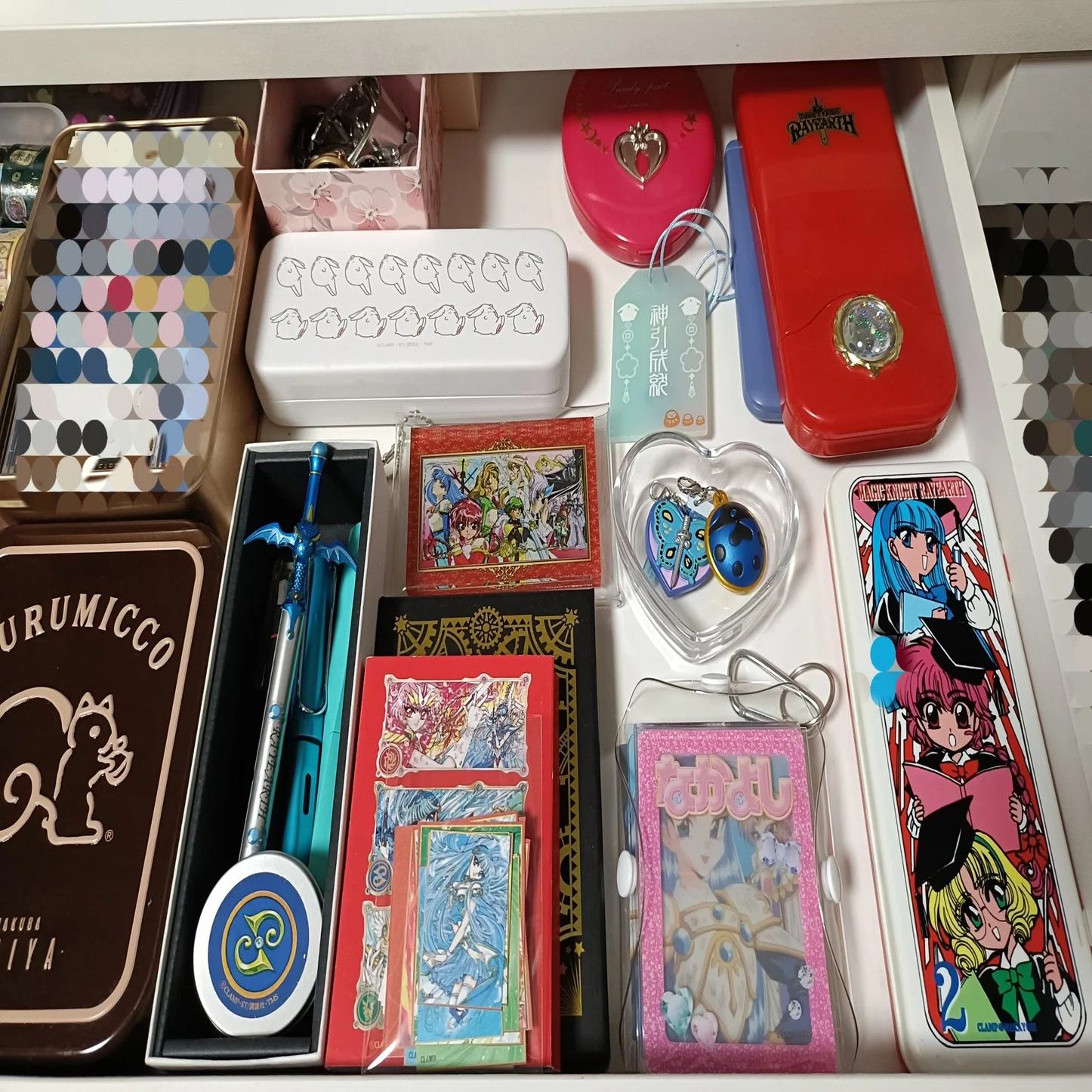 オタクの片づけ#20 捨てられないグッズを堂々とファイリングする 